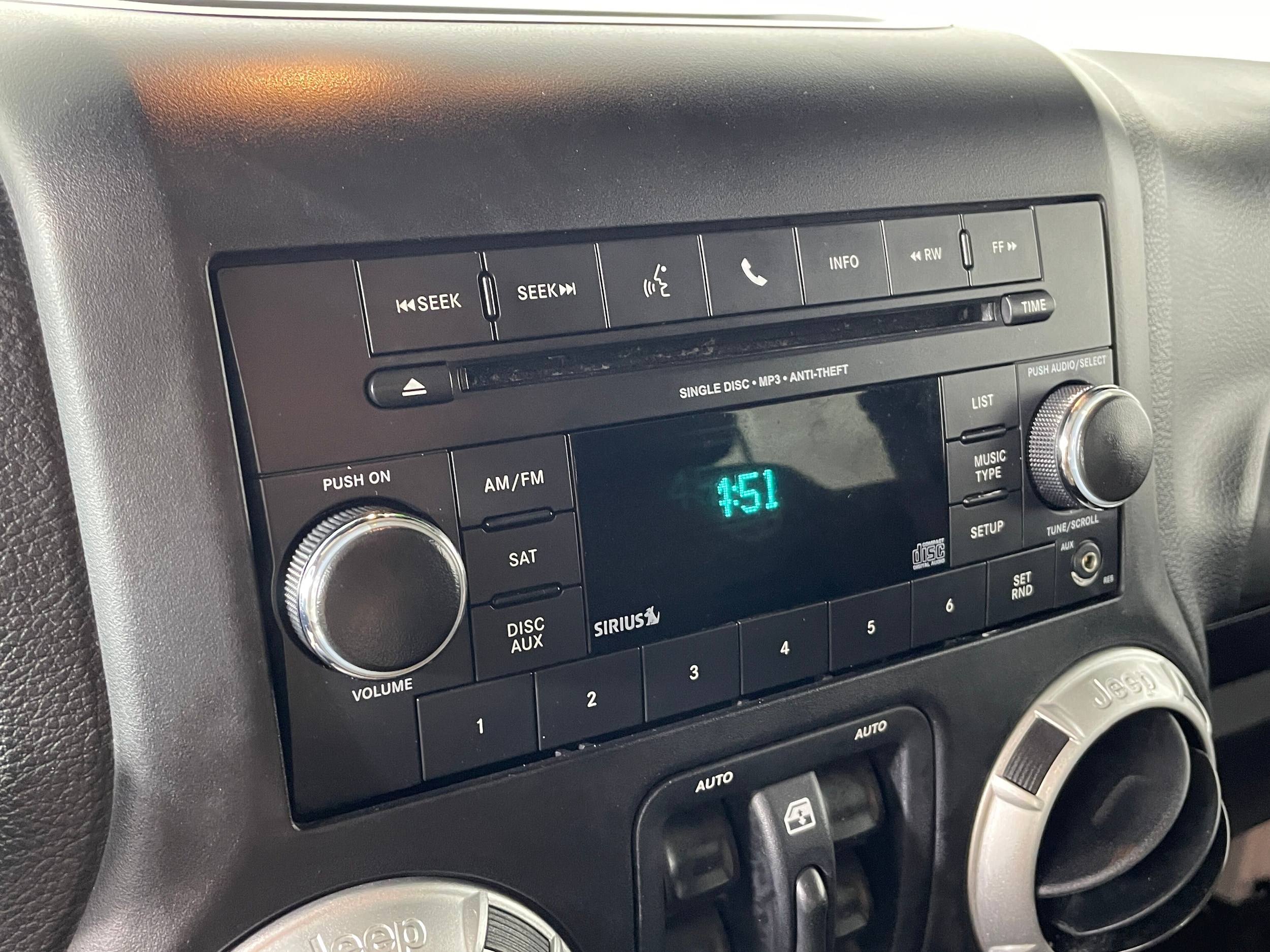 2013 Jeep Wrangler Unlimited Sport photo 6