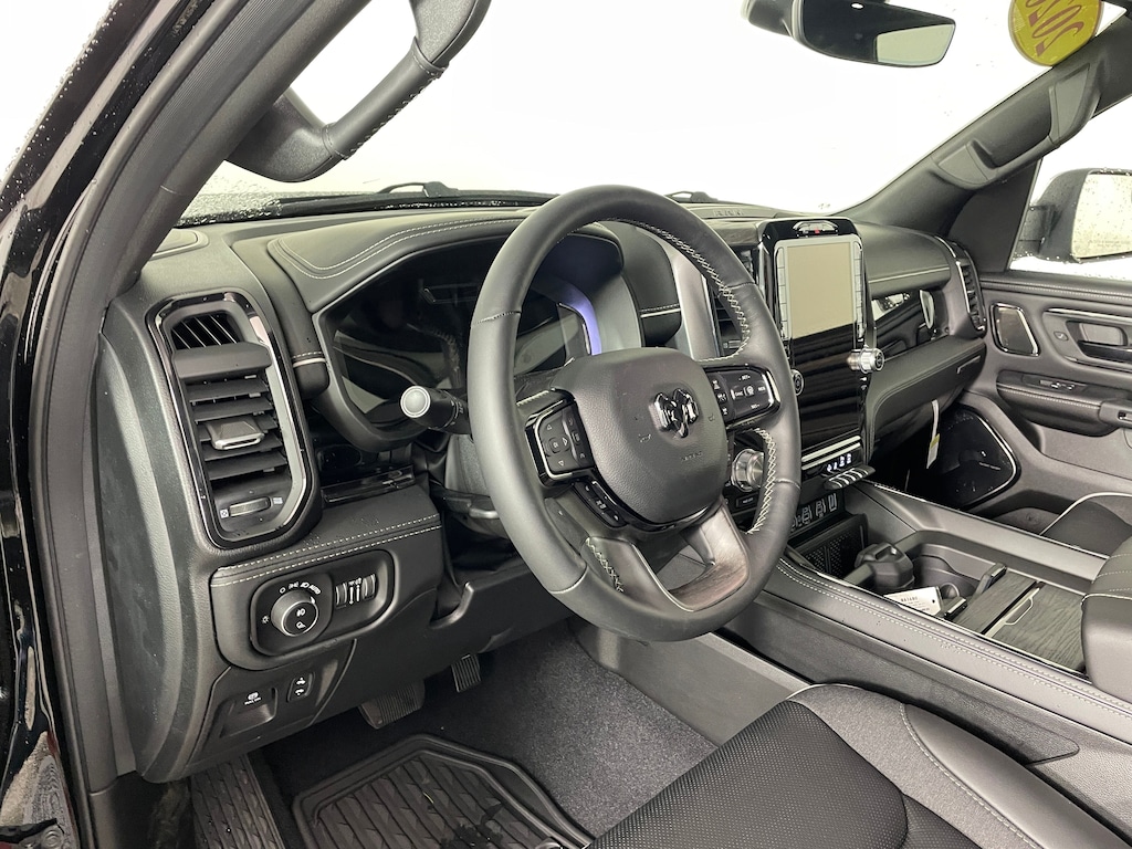 New 2026 Ram 1500 LIMITED CREW CAB 4X4 5'7 BOX Pickup