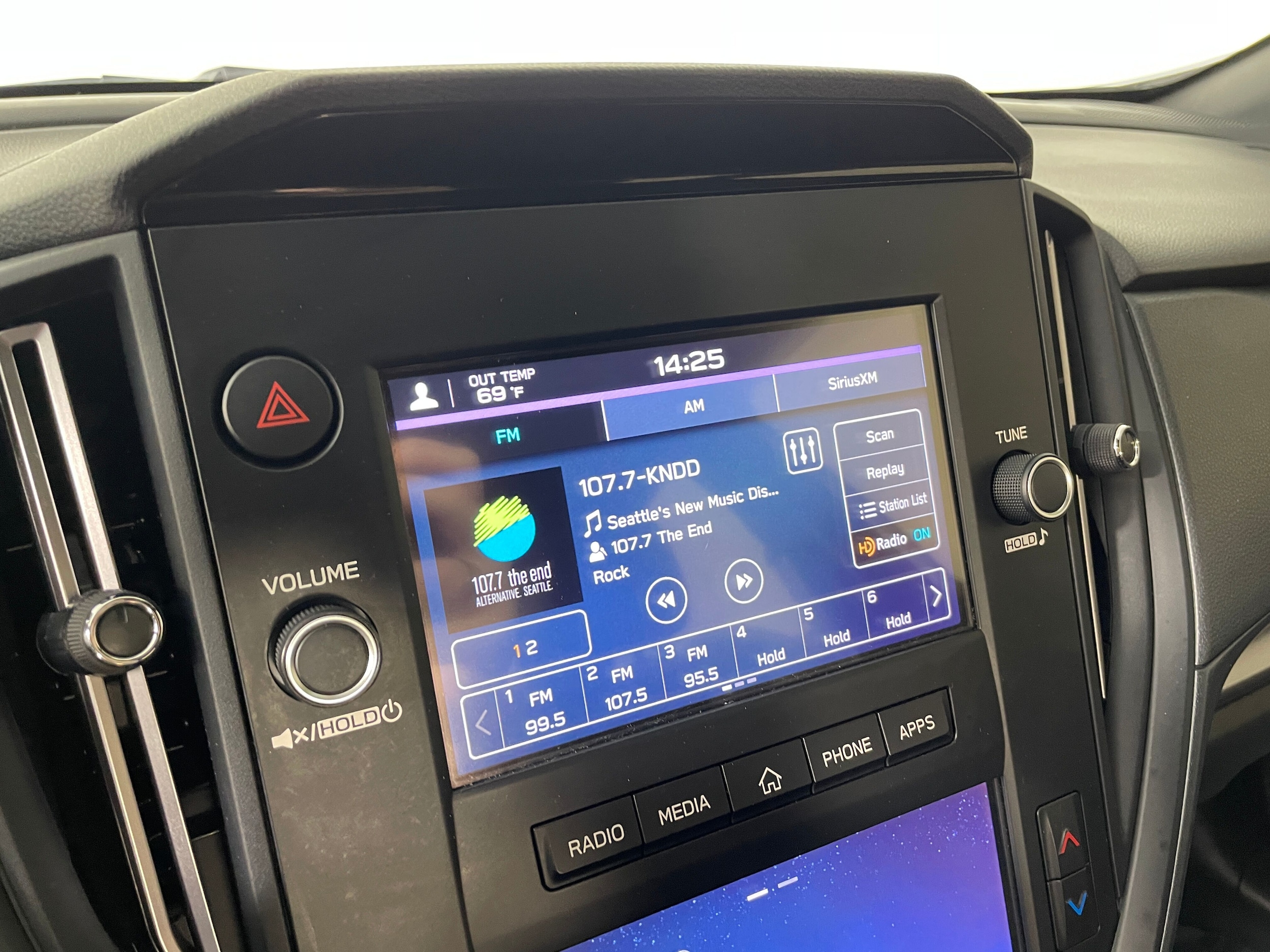 2022 Subaru WRX Base photo 6