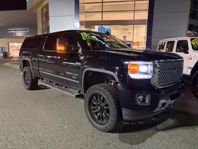 Used 2015 GMC Sierra 2500HD Denali Truck Crew Cab