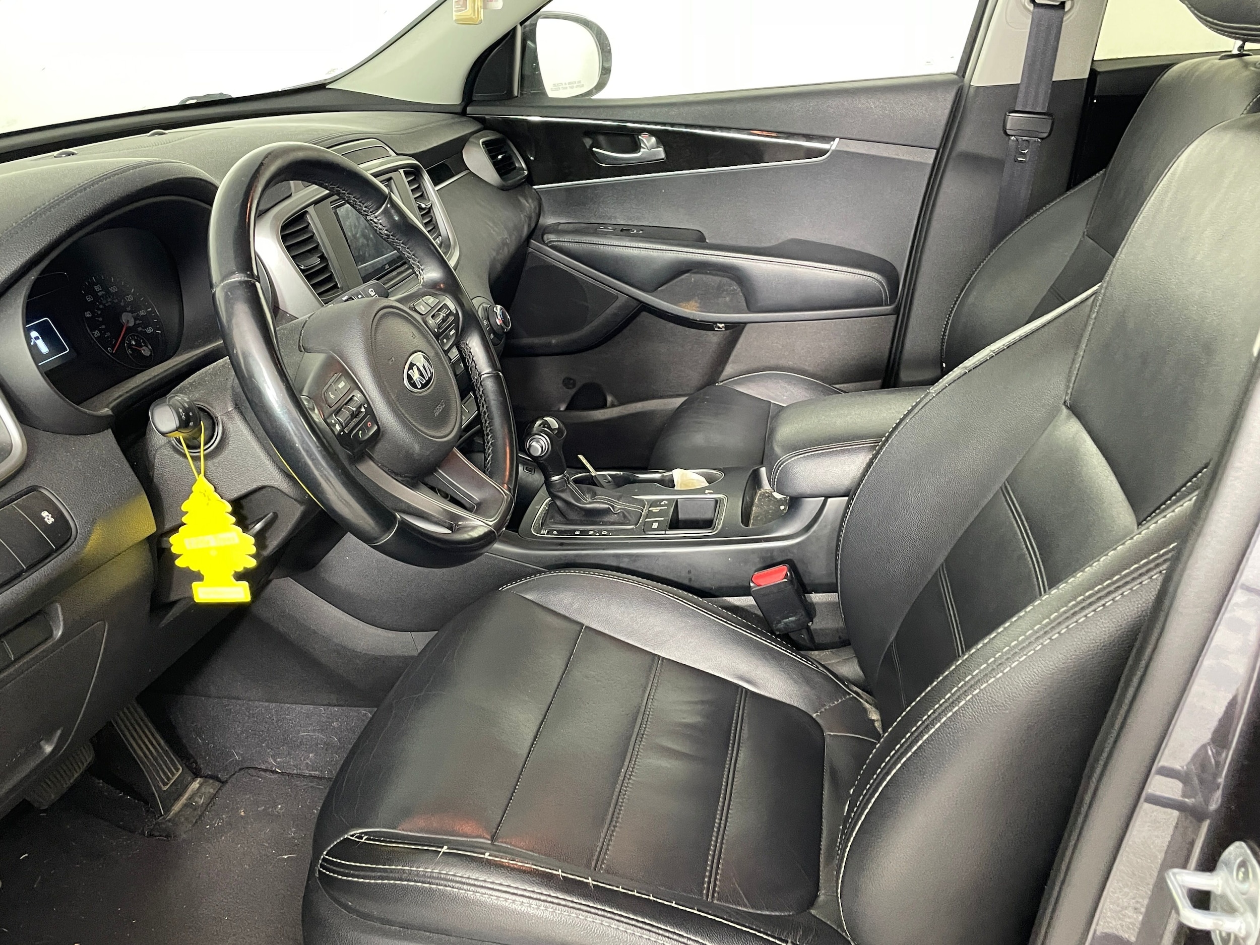 Used 2016 Kia Sorento LX with VIN 5XYPG4A30GG011062 for sale in Bremerton, WA