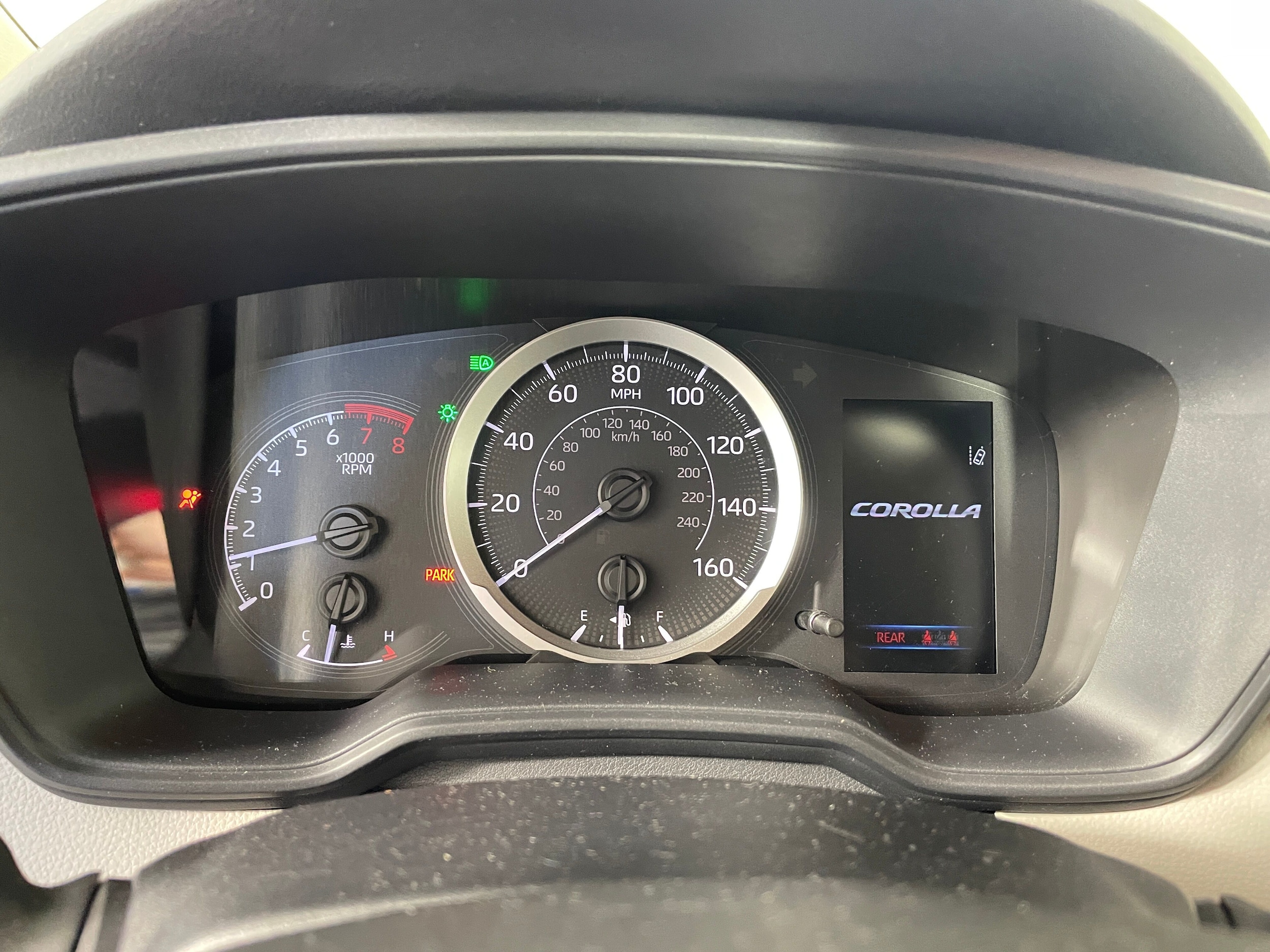 2020 Toyota Corolla LE photo 5