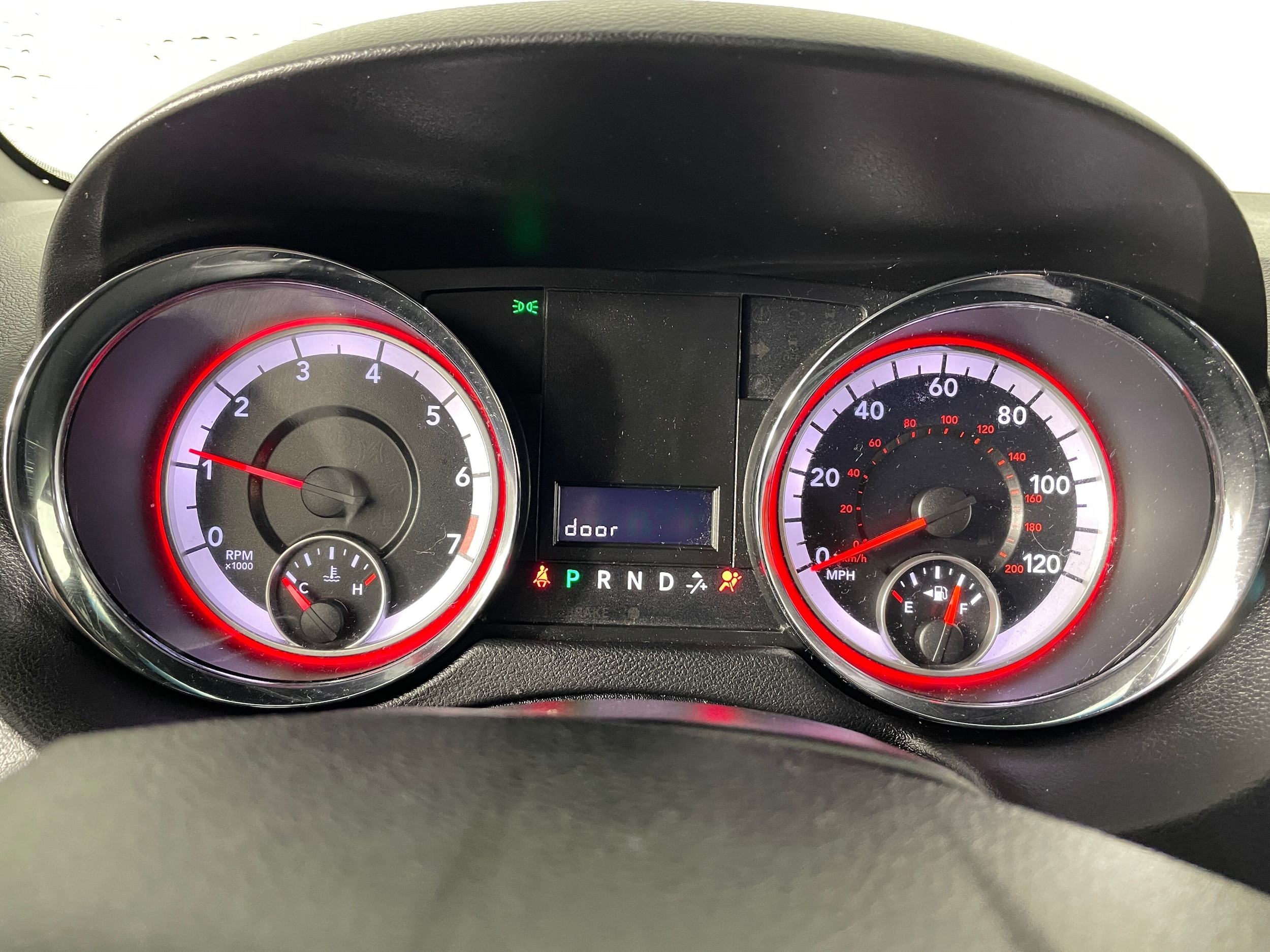 2015 Dodge Grand Caravan SXT photo 5