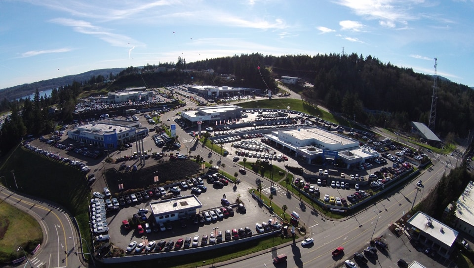 West Hills Autoplex Dealership