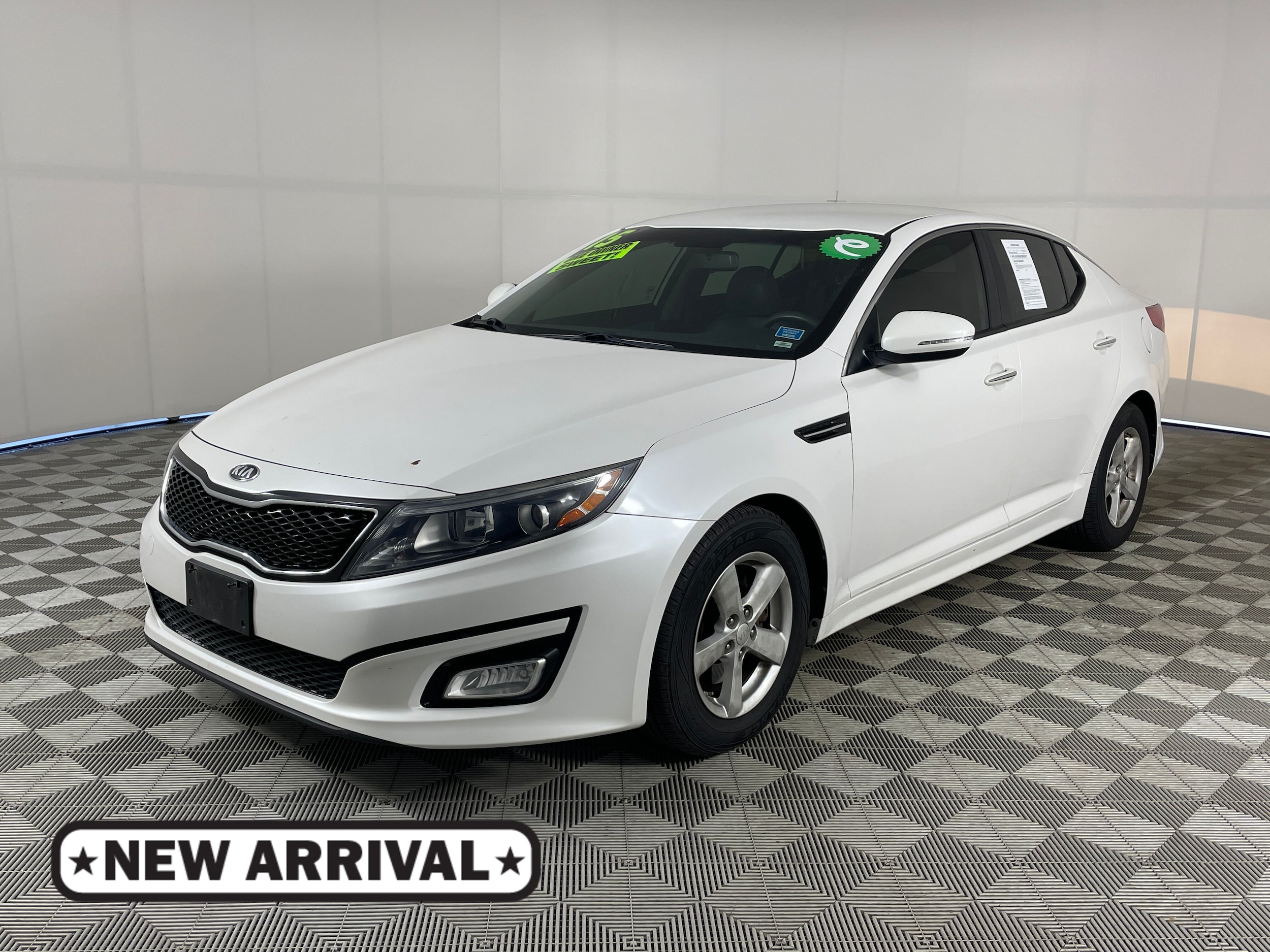 2015 Kia Optima LX AT's photo