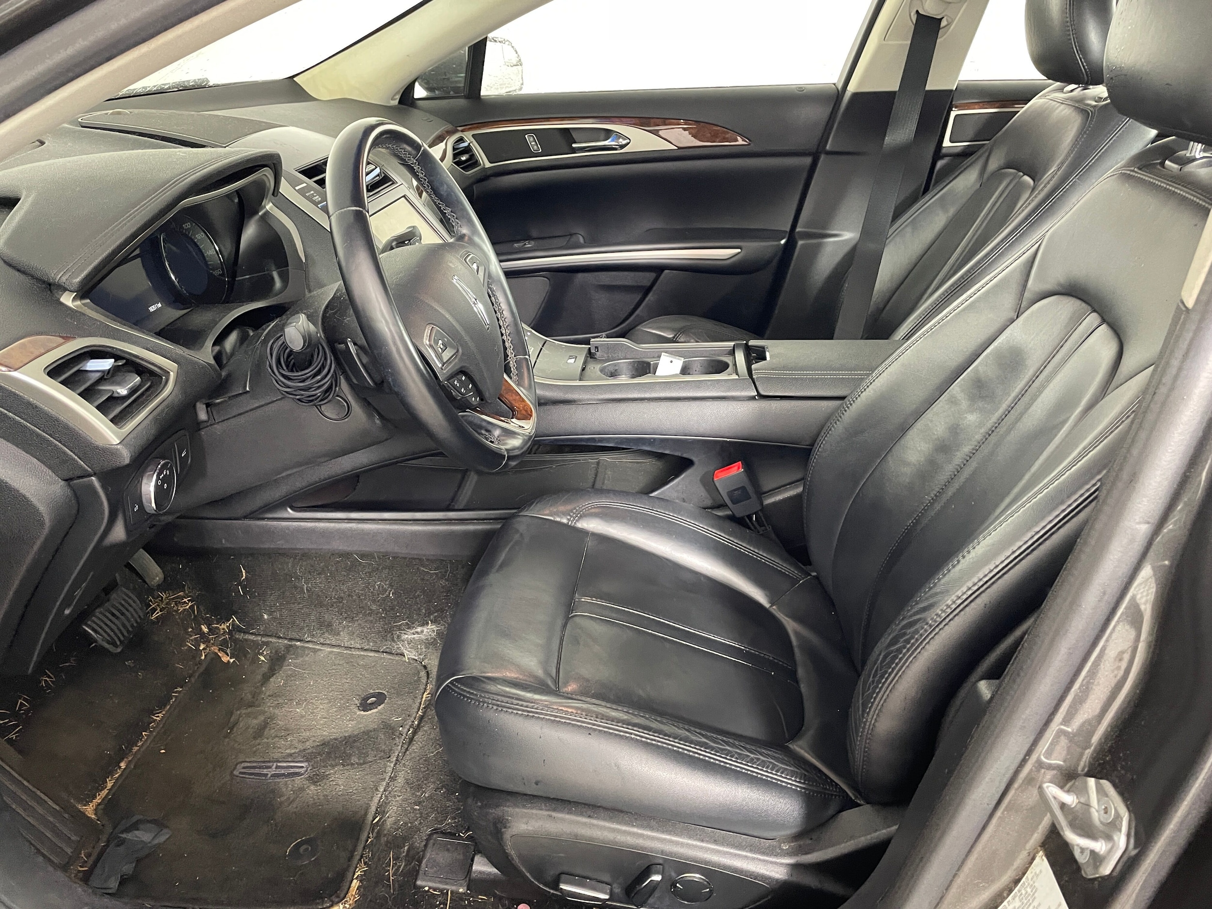 Used 2015 Lincoln MKZ Base with VIN 3LN6L2J9XFR607702 for sale in Bremerton, WA