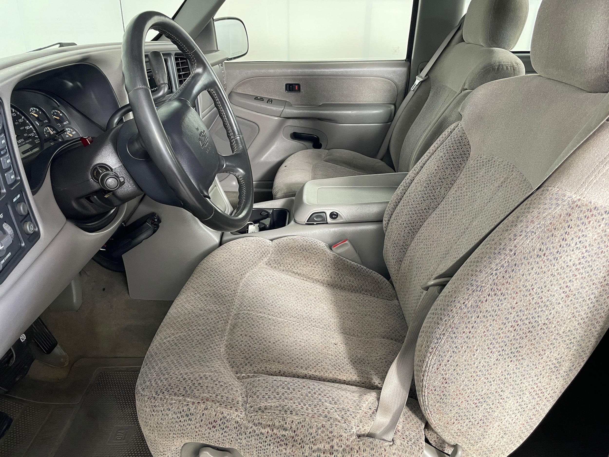 Used 2000 Chevrolet Silverado LT with VIN 2GCEK19T5Y1178702 for sale in Bremerton, WA
