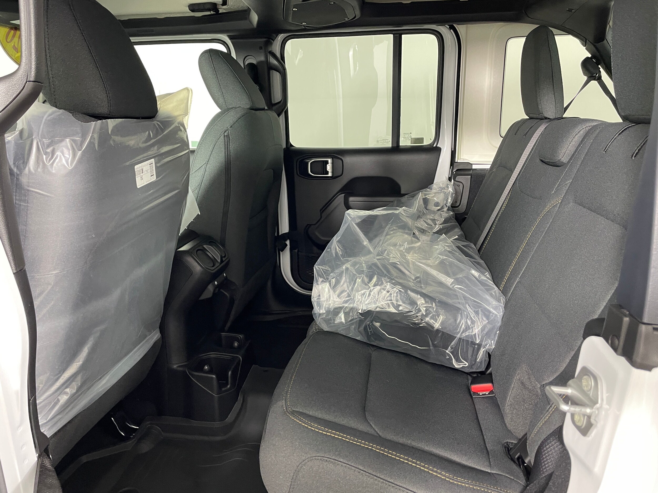 2026 Jeep Wrangler Willys photo 4