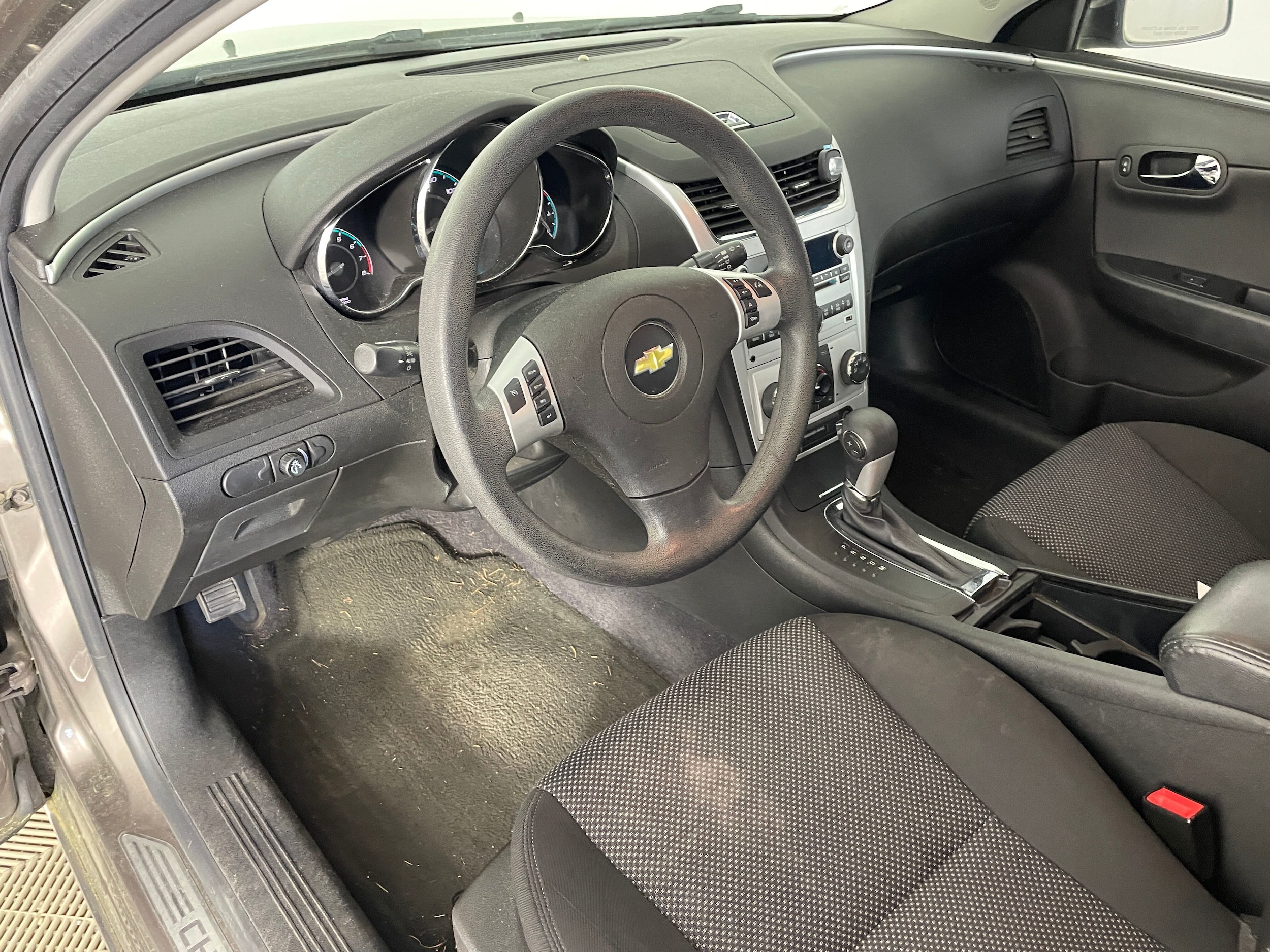2012 Chevrolet Malibu 1LT photo 3
