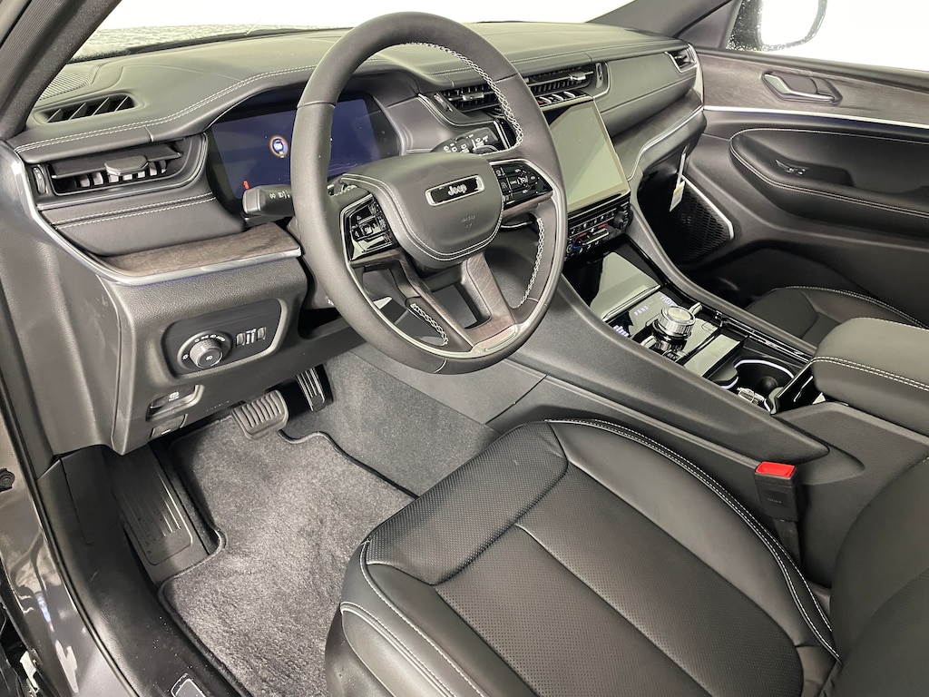 New 2025 Jeep Grand Cherokee L OVERLAND 4X4 Sport Utility