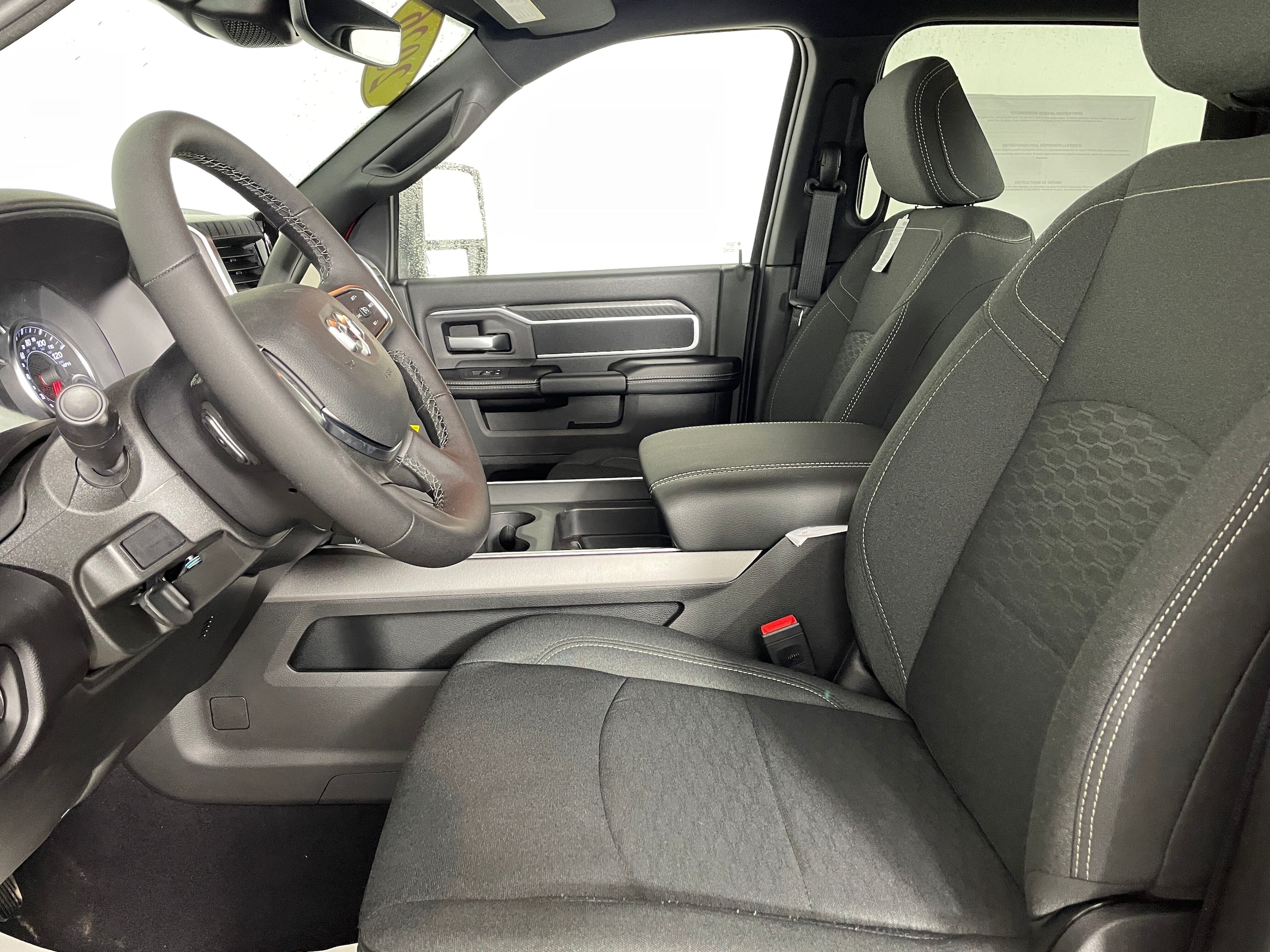 2026 RAM 2500 Big Horn - Photo 2