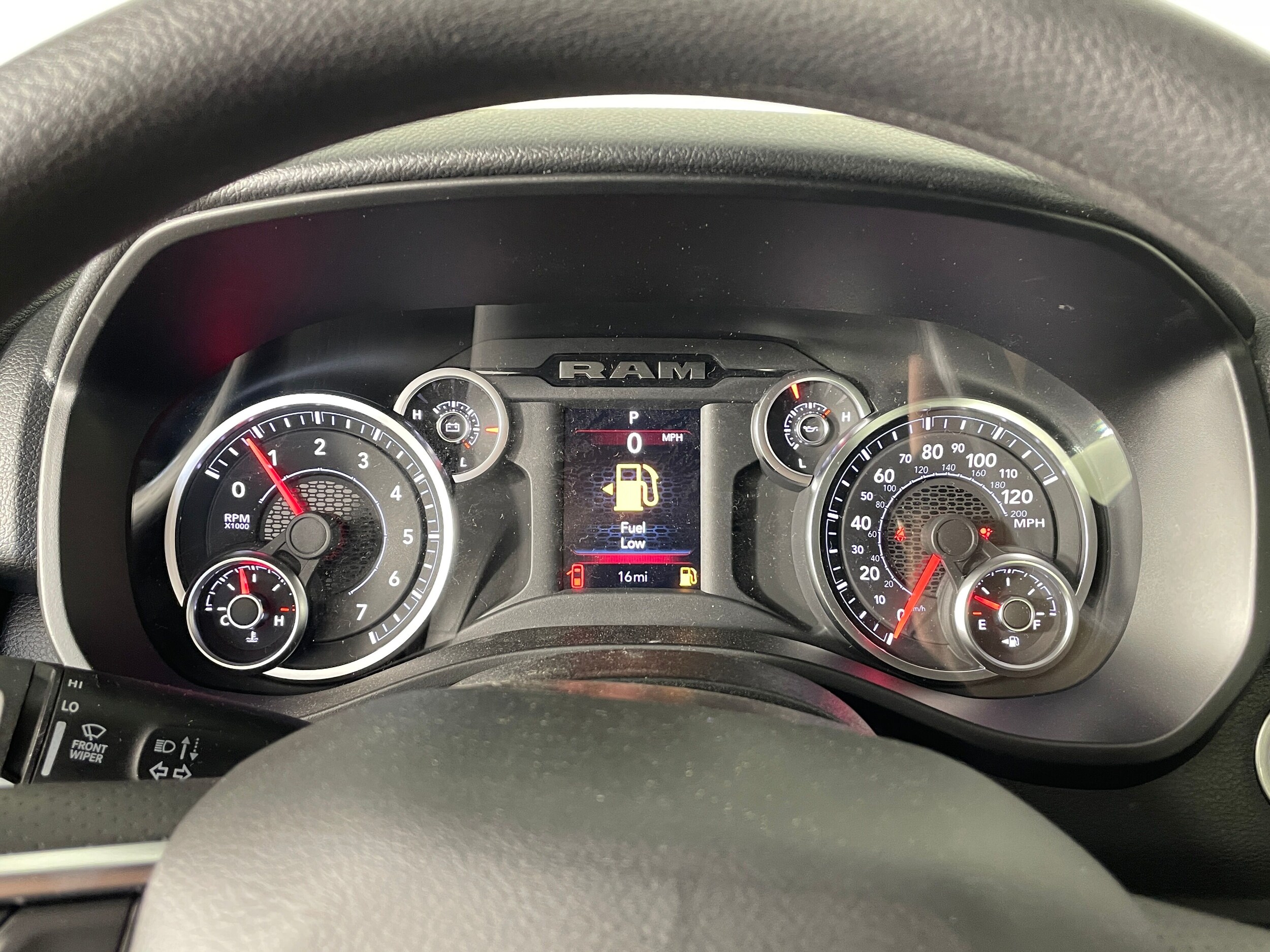 2025 Ram 1500 Tradesman photo 2
