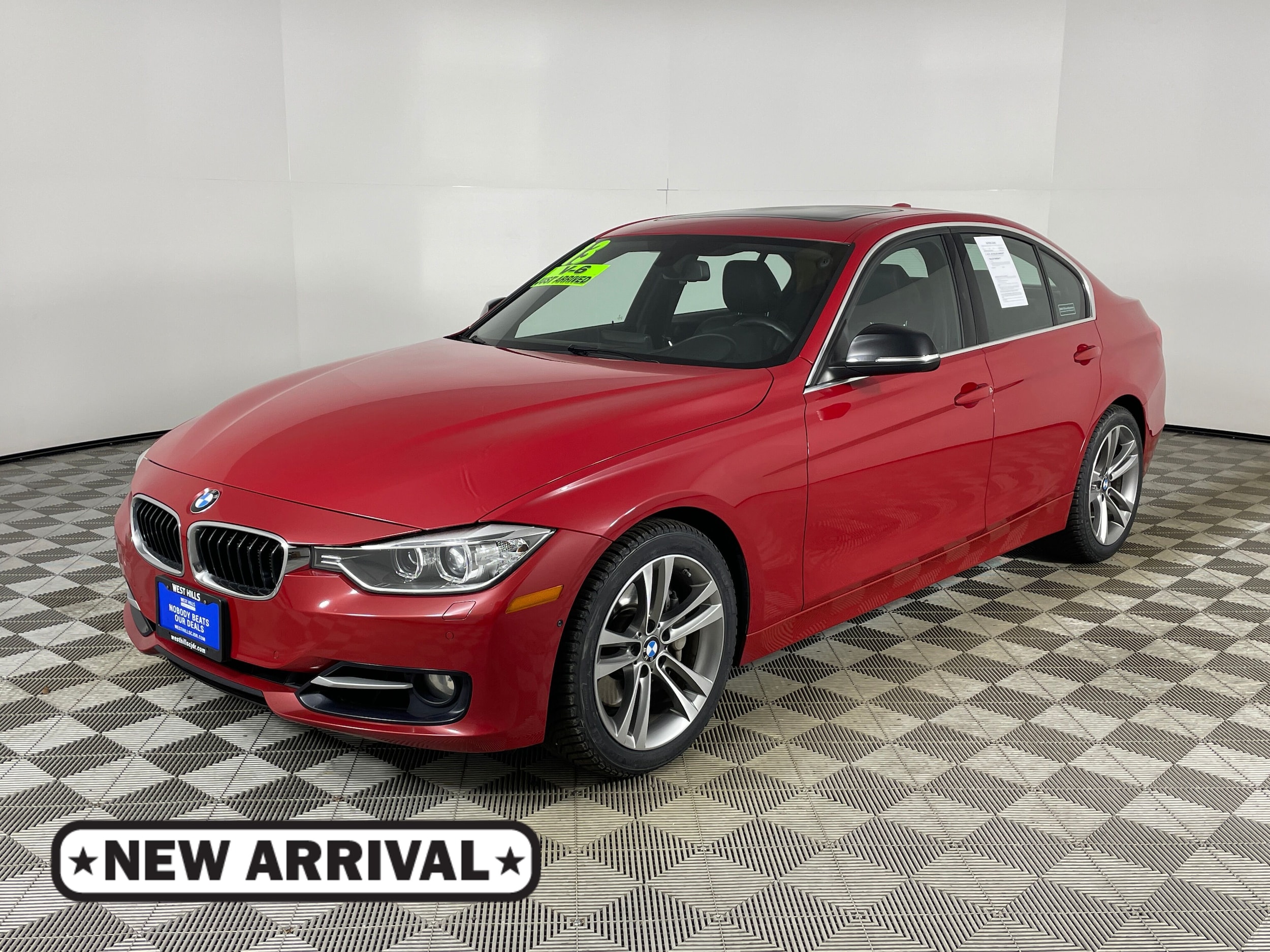 2013 BMW 3 Series Base's photo