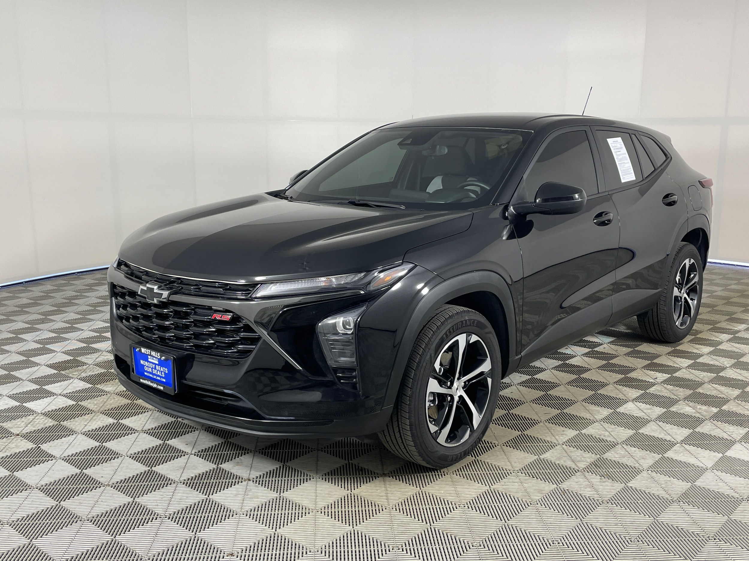 2025 Chevrolet Trax SUV 