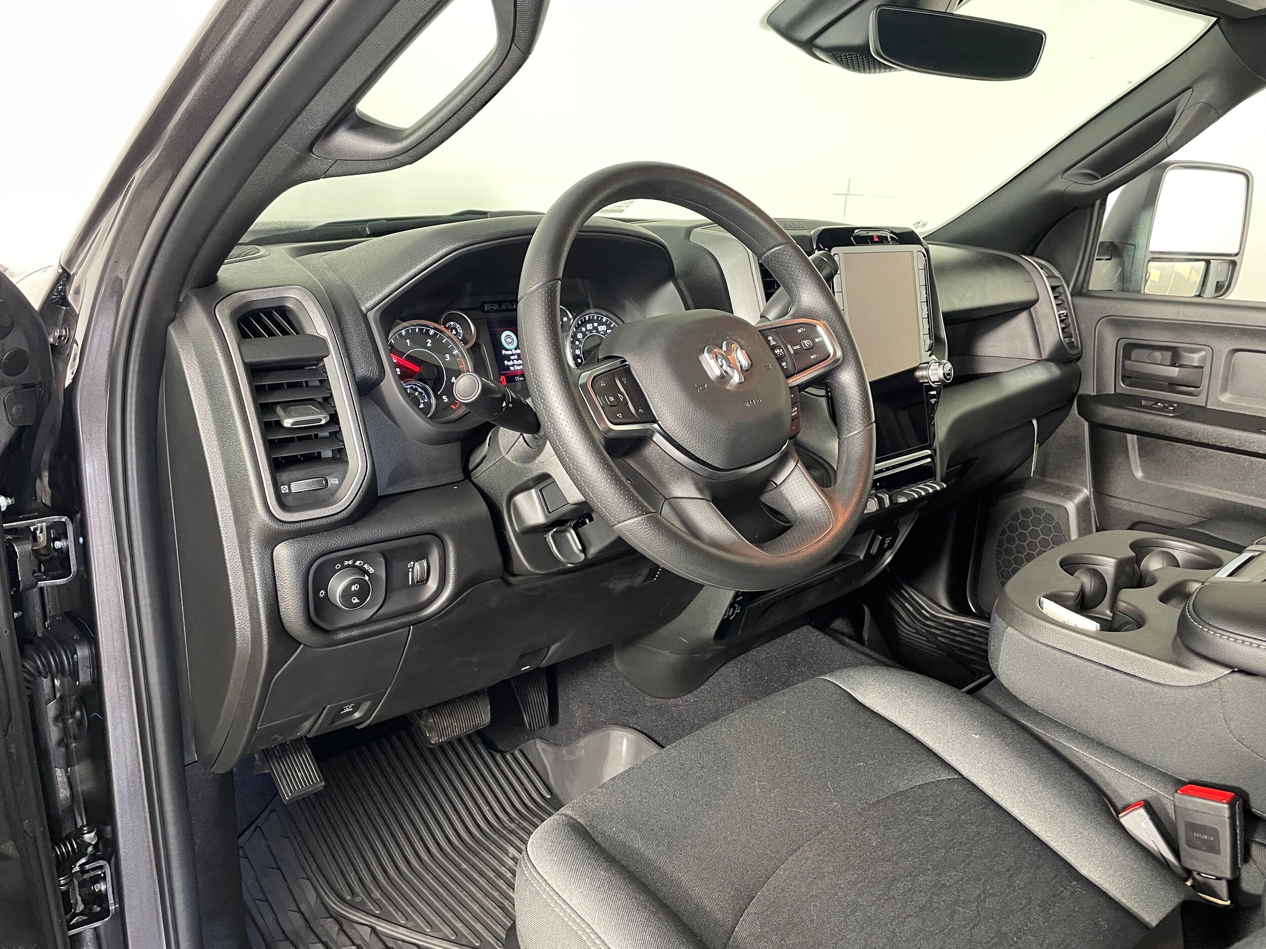 2026 Ram 2500 Tradesman photo 3