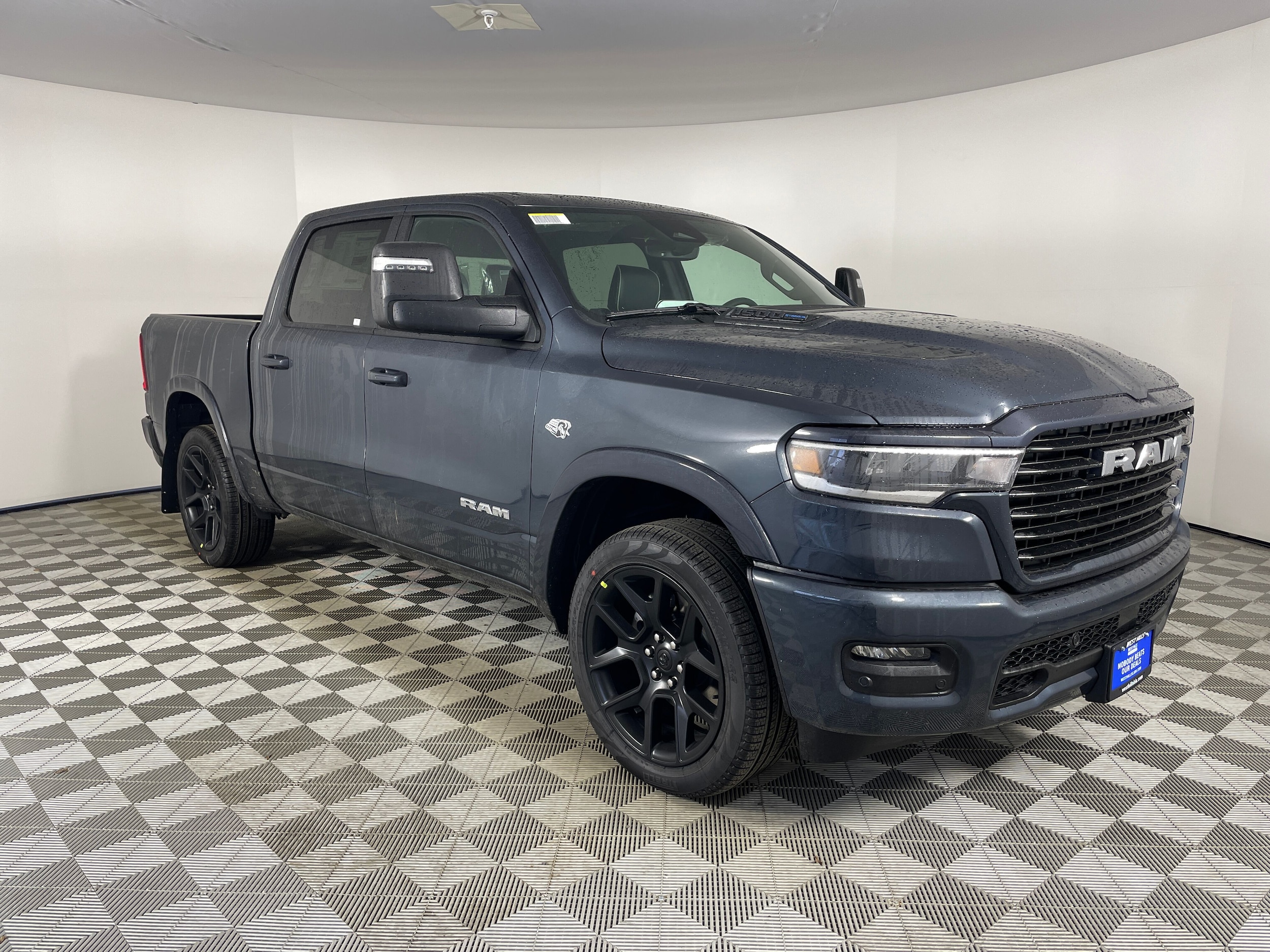 2026 RAM 1500 Laramie - Photo 7