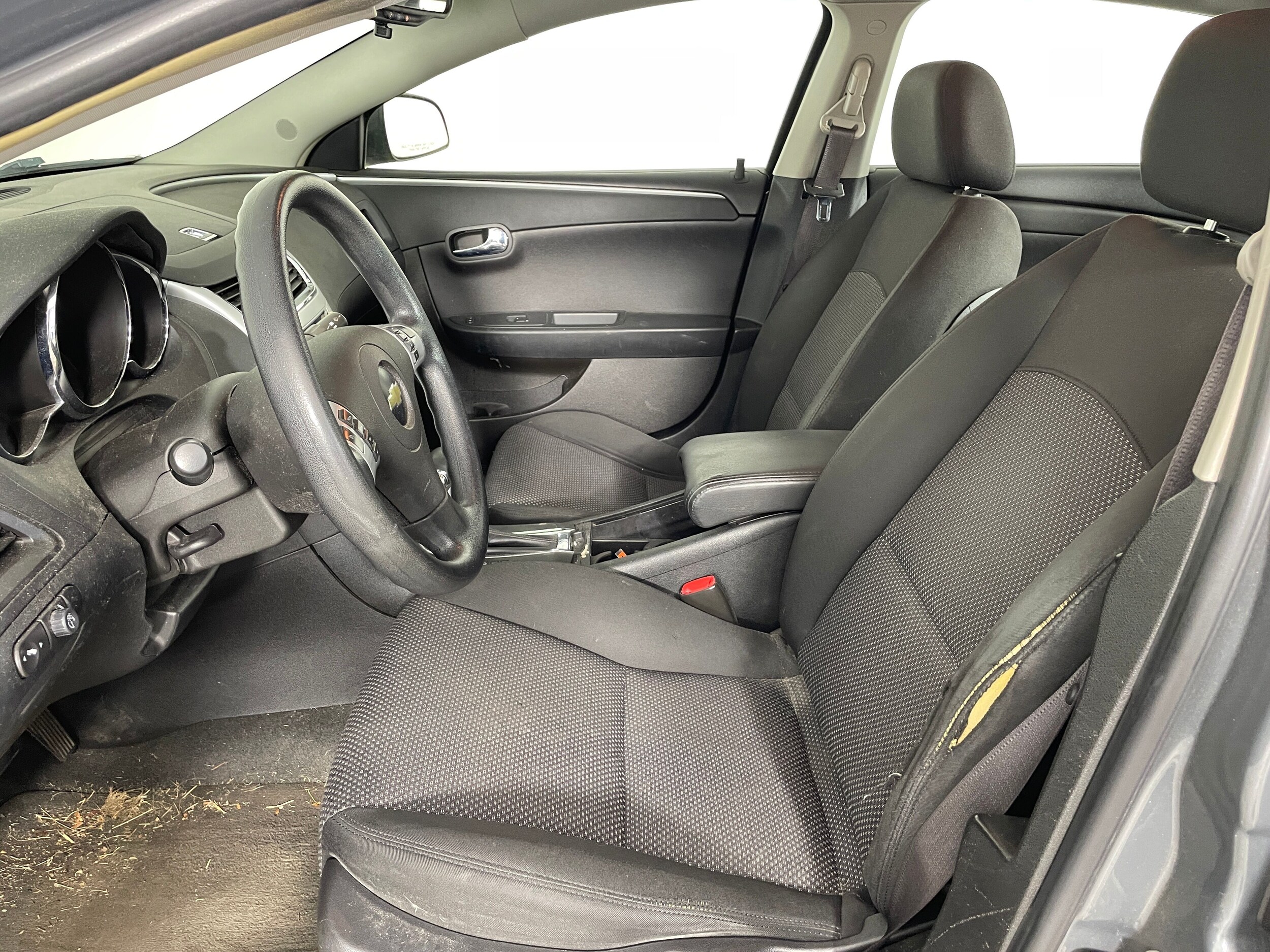 2008 Chevrolet Malibu Classic photo 2