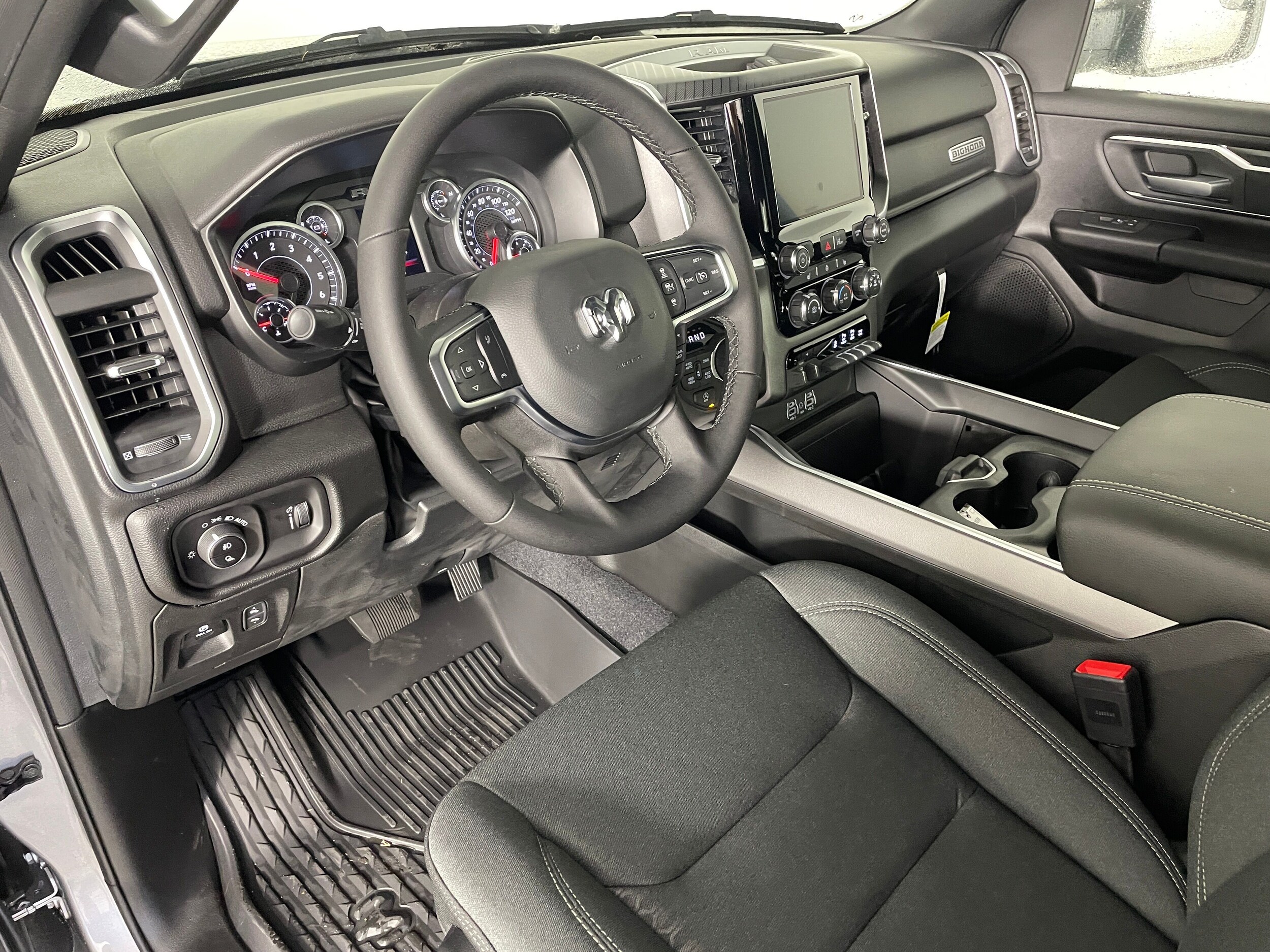 2025 Ram 1500 Big Horn photo 3