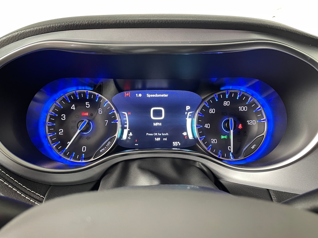 New 2025 Chrysler Pacifica LIMITED AWD Passenger Van