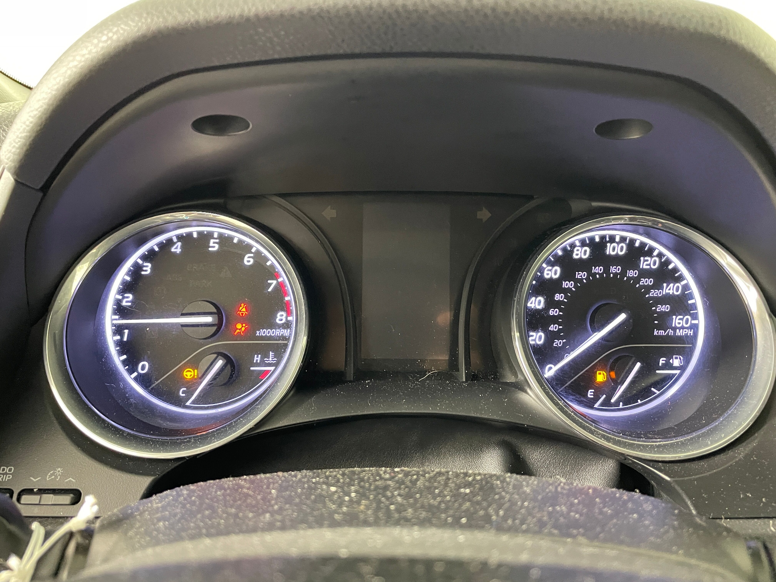 2020 Toyota Camry LE photo 5