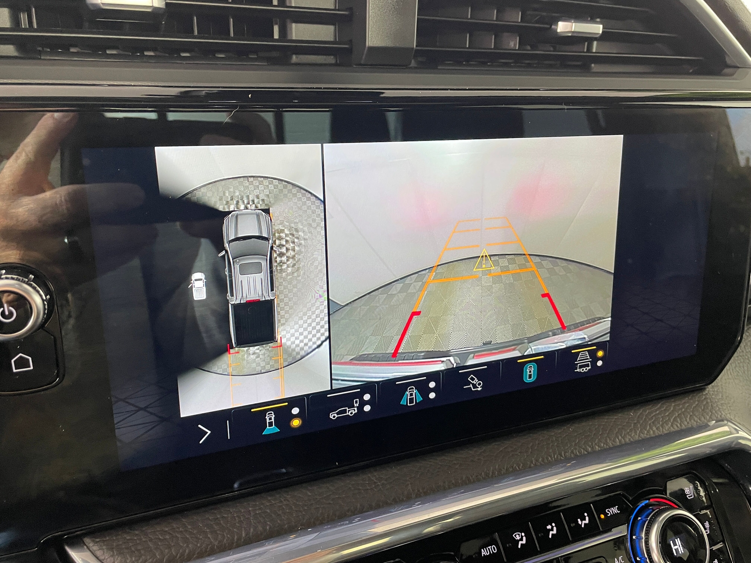 2023 GMC Sierra 1500 Denali photo 3