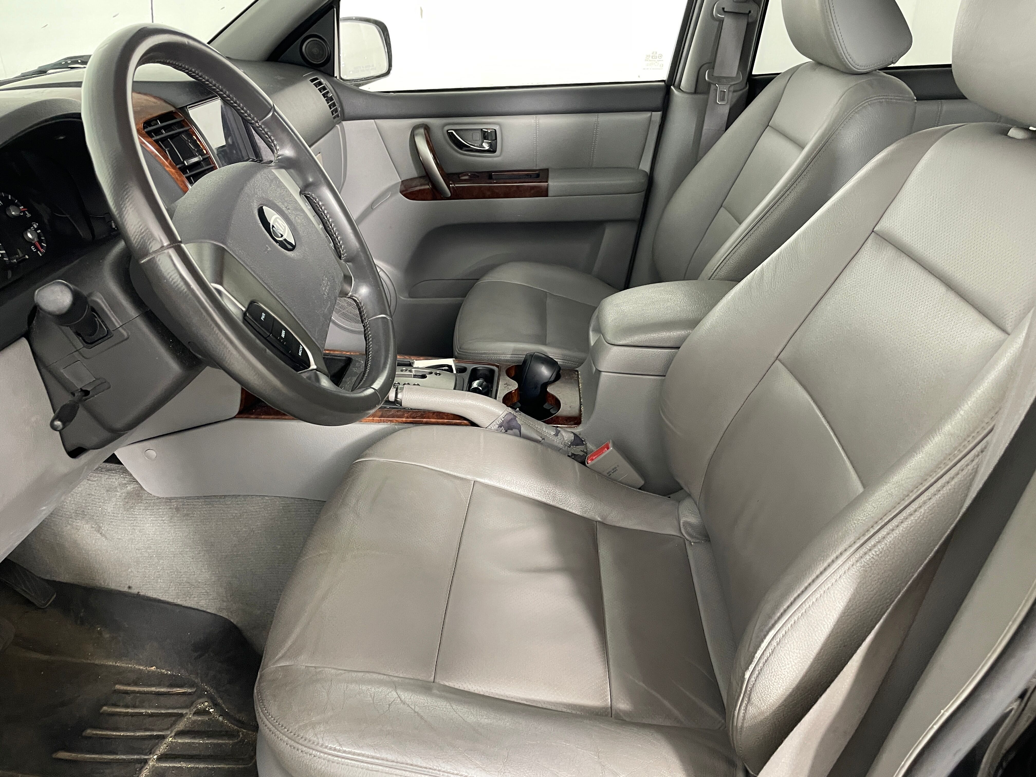 Used 2005 Kia Sorento SUV