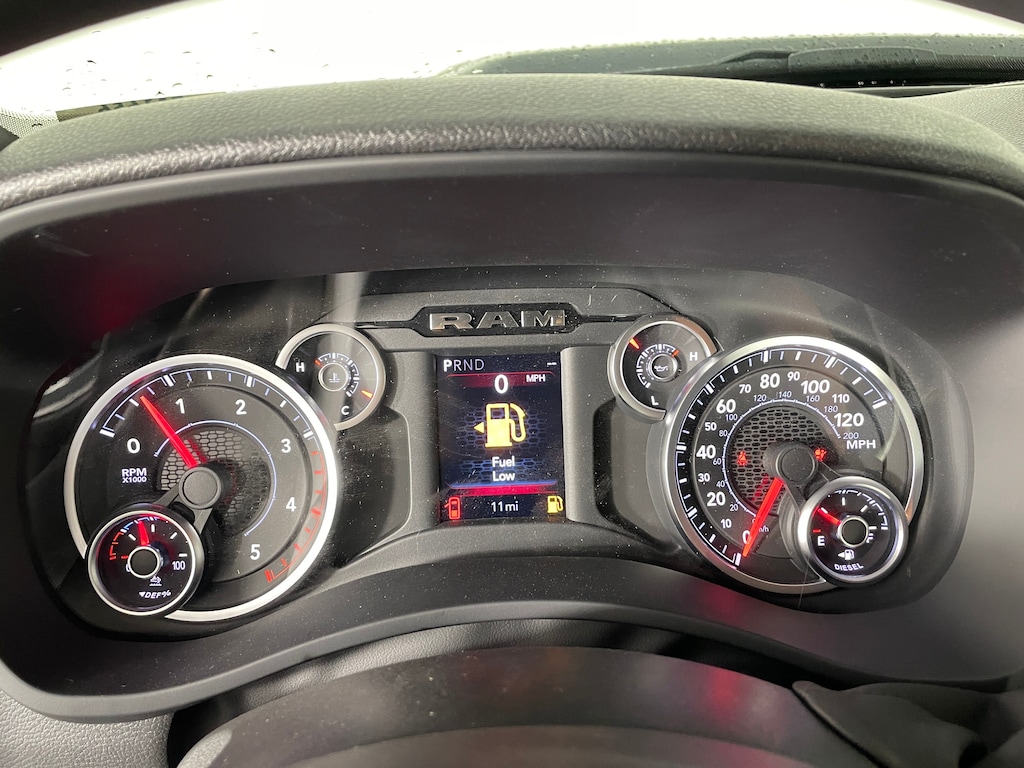 New 2026 Ram 2500 BLACK EXPRESS CREW CAB 4X4 6'4 BOX Pickup