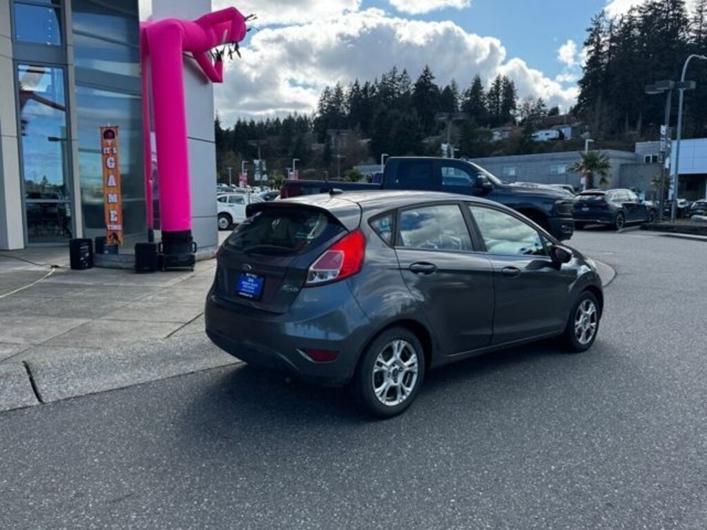 Used 2015 Ford Fiesta SE Hatchback