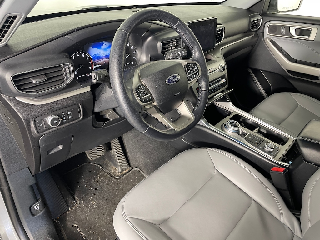 Used 2021 Ford Explorer XLT SUV