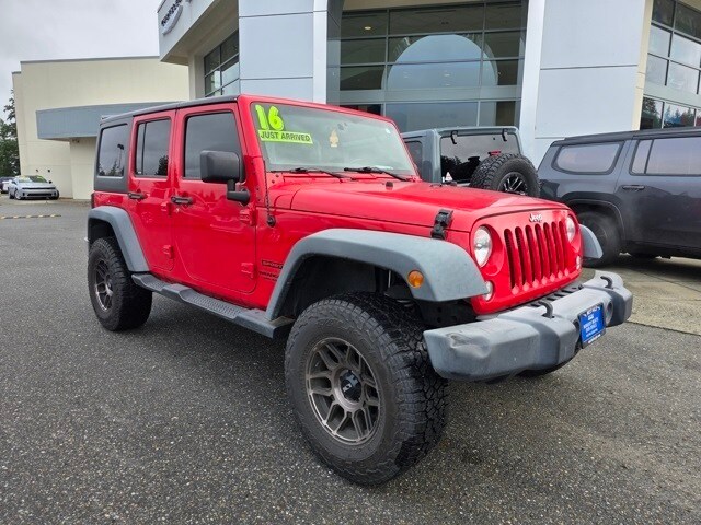 2016 Jeep Wrangler Unlimited Sport photo 2