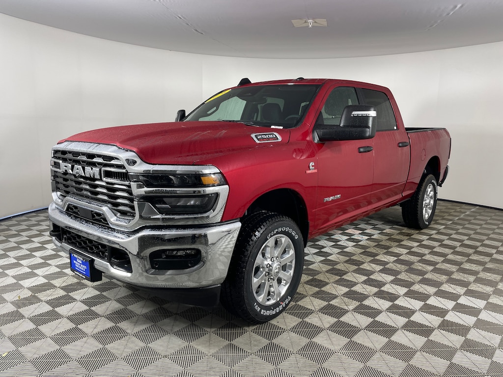 New 2026 Ram 2500 BIG HORN CREW CAB 4X4 6'4 BOX Pickup