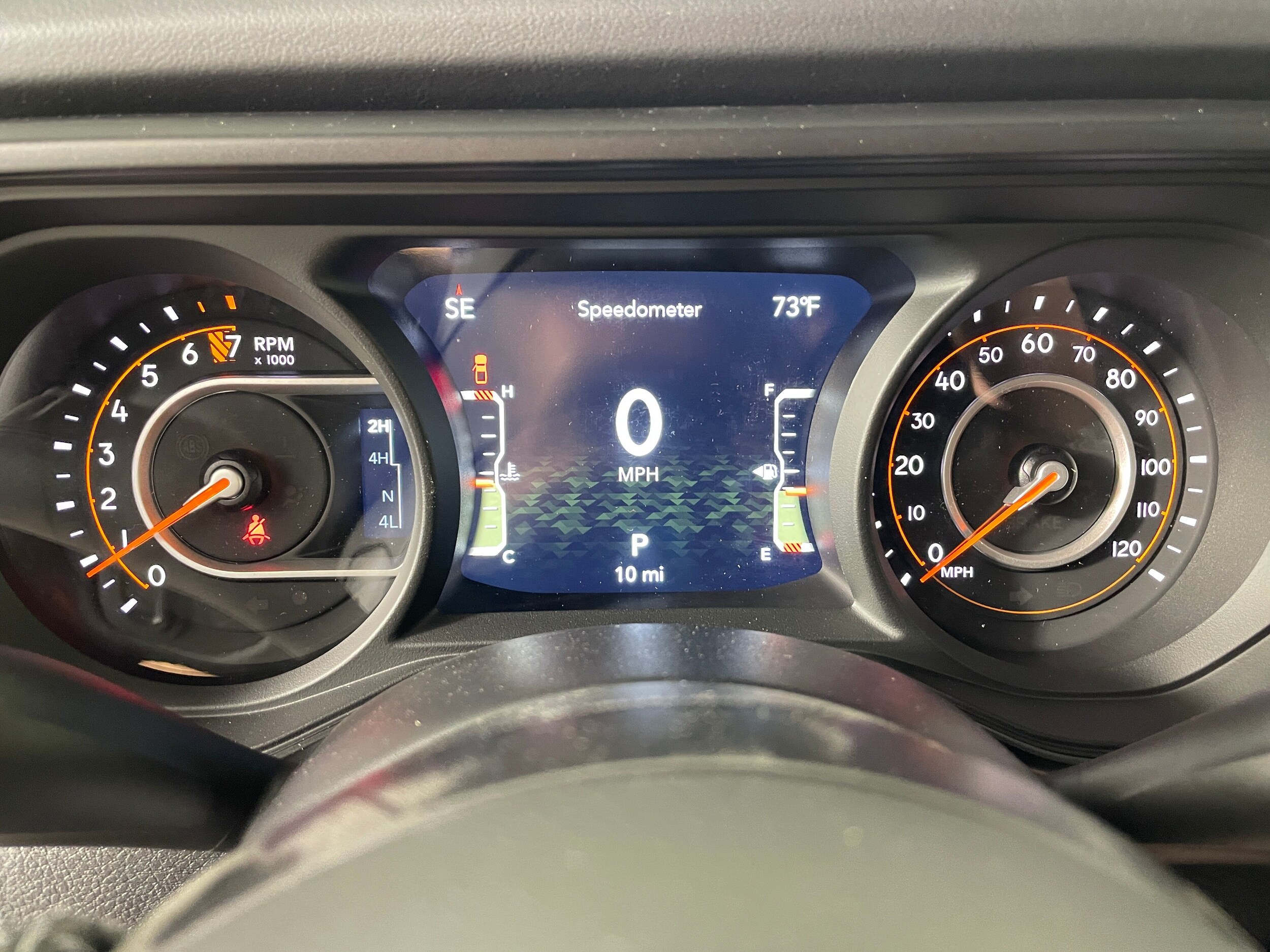 2025 Jeep Gladiator Mojave photo 3
