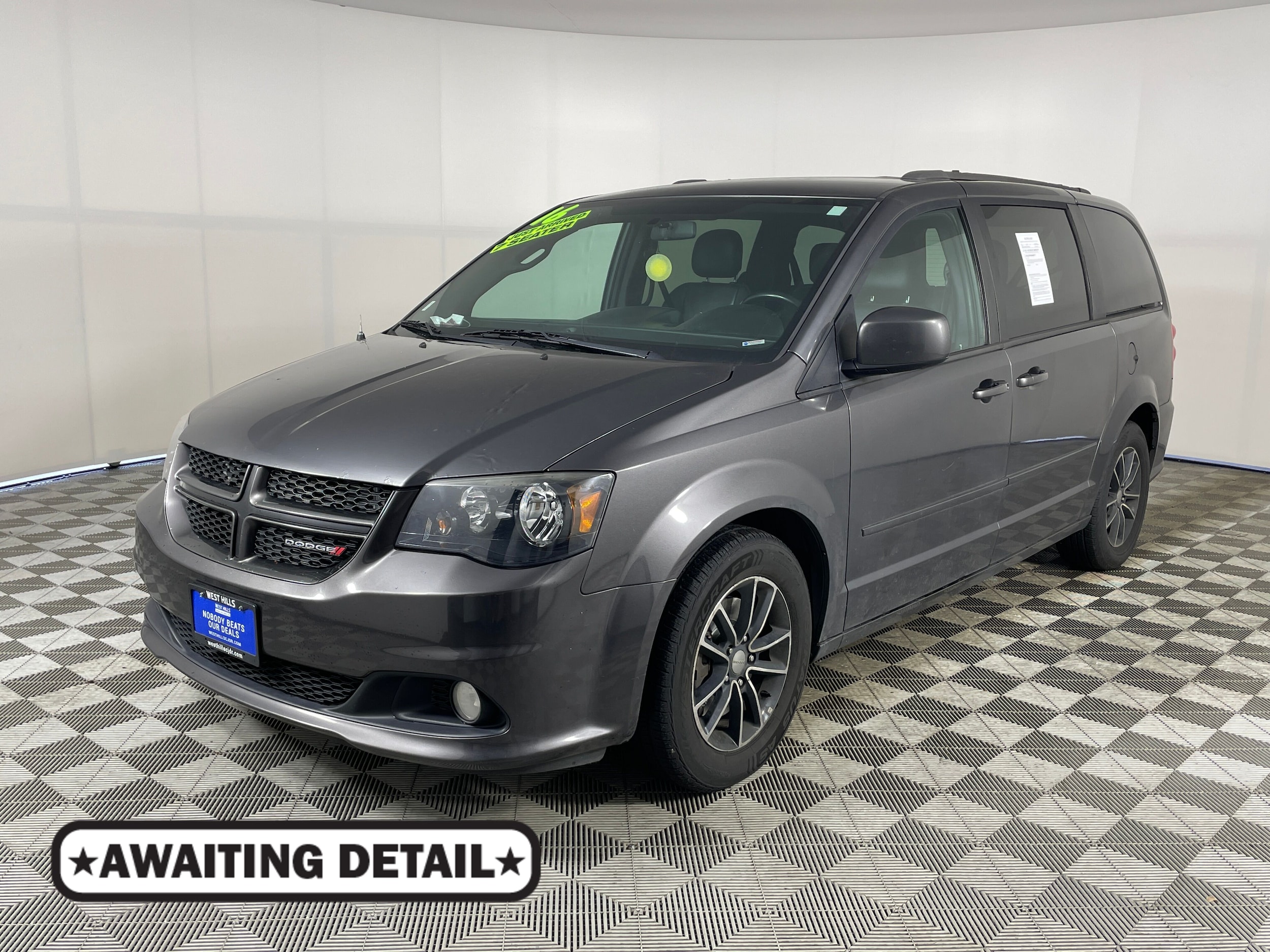 2016 Dodge Grand Caravan R/T's photo