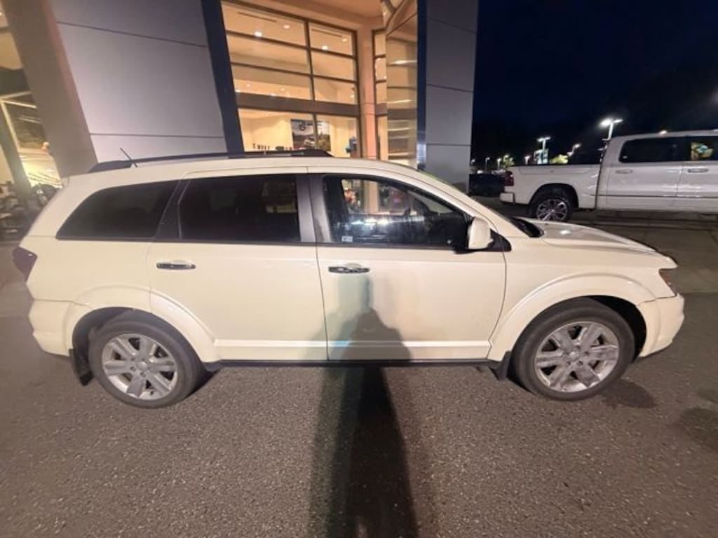 Used 2014 Dodge Journey Limited SUV