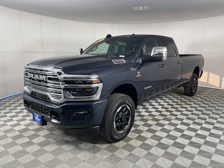 2026 Ram 2500 LARAMIE CREW CAB 4X4 8' BOX Pickup
