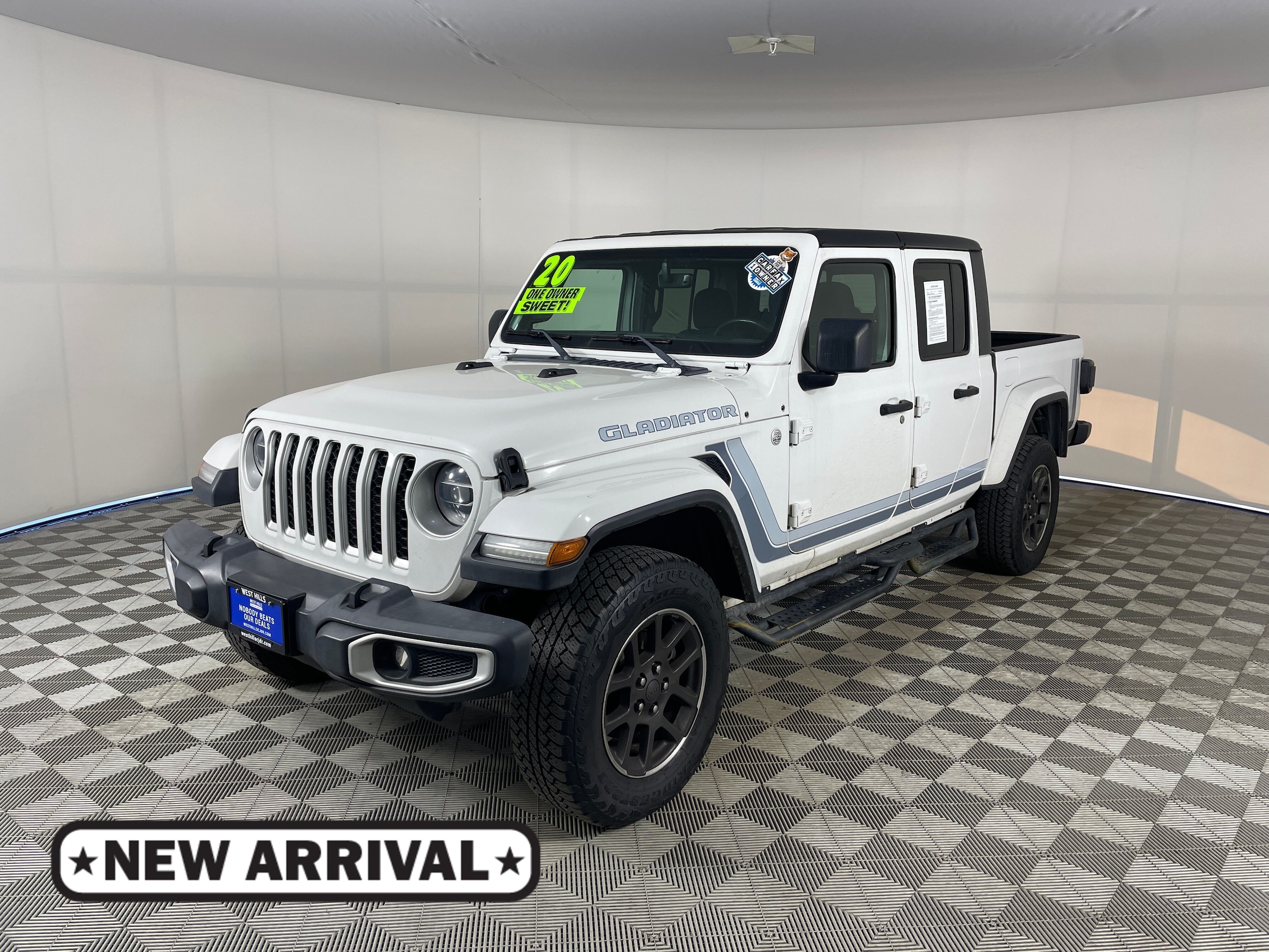 2020 Jeep Gladiator Overland's photo