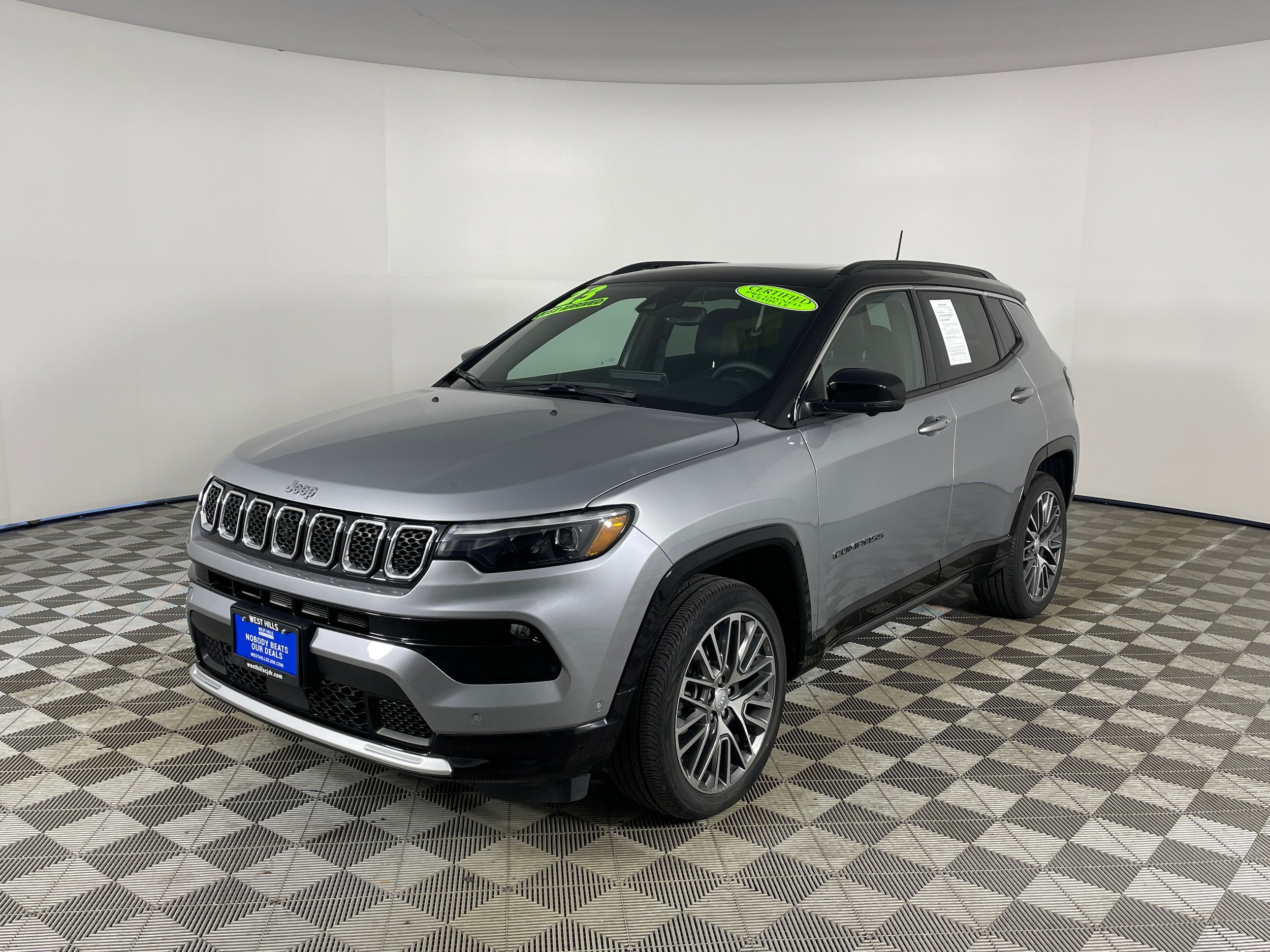 2023 Jeep Compass Limited's photo