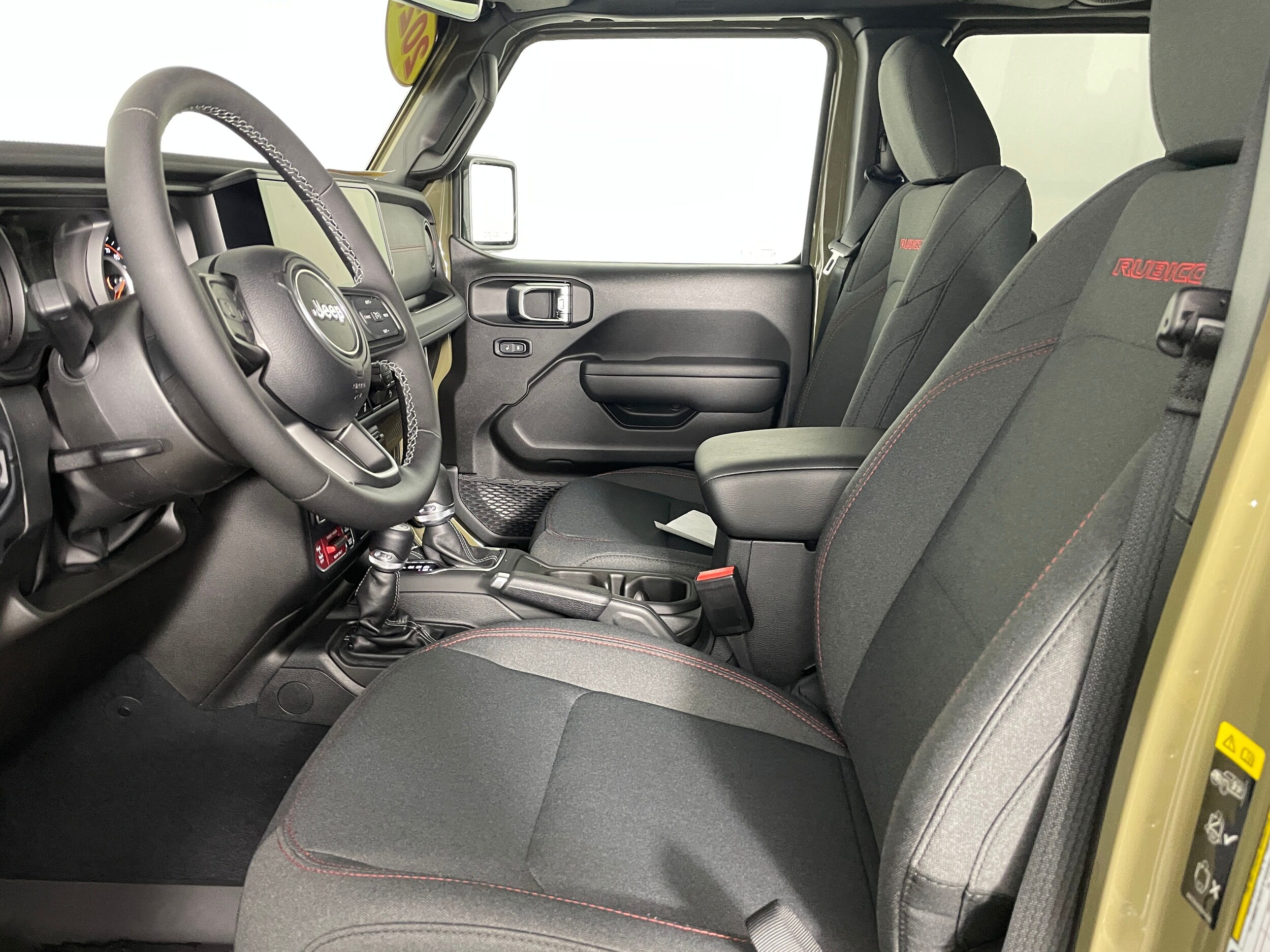 2025 Jeep Wrangler Rubicon photo 2