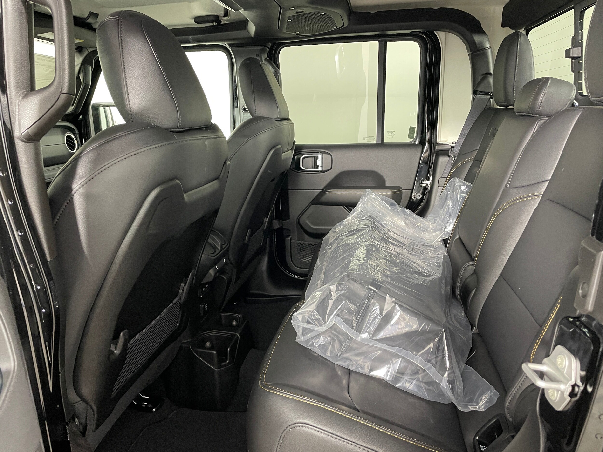 2025 Jeep Gladiator Sport photo 4