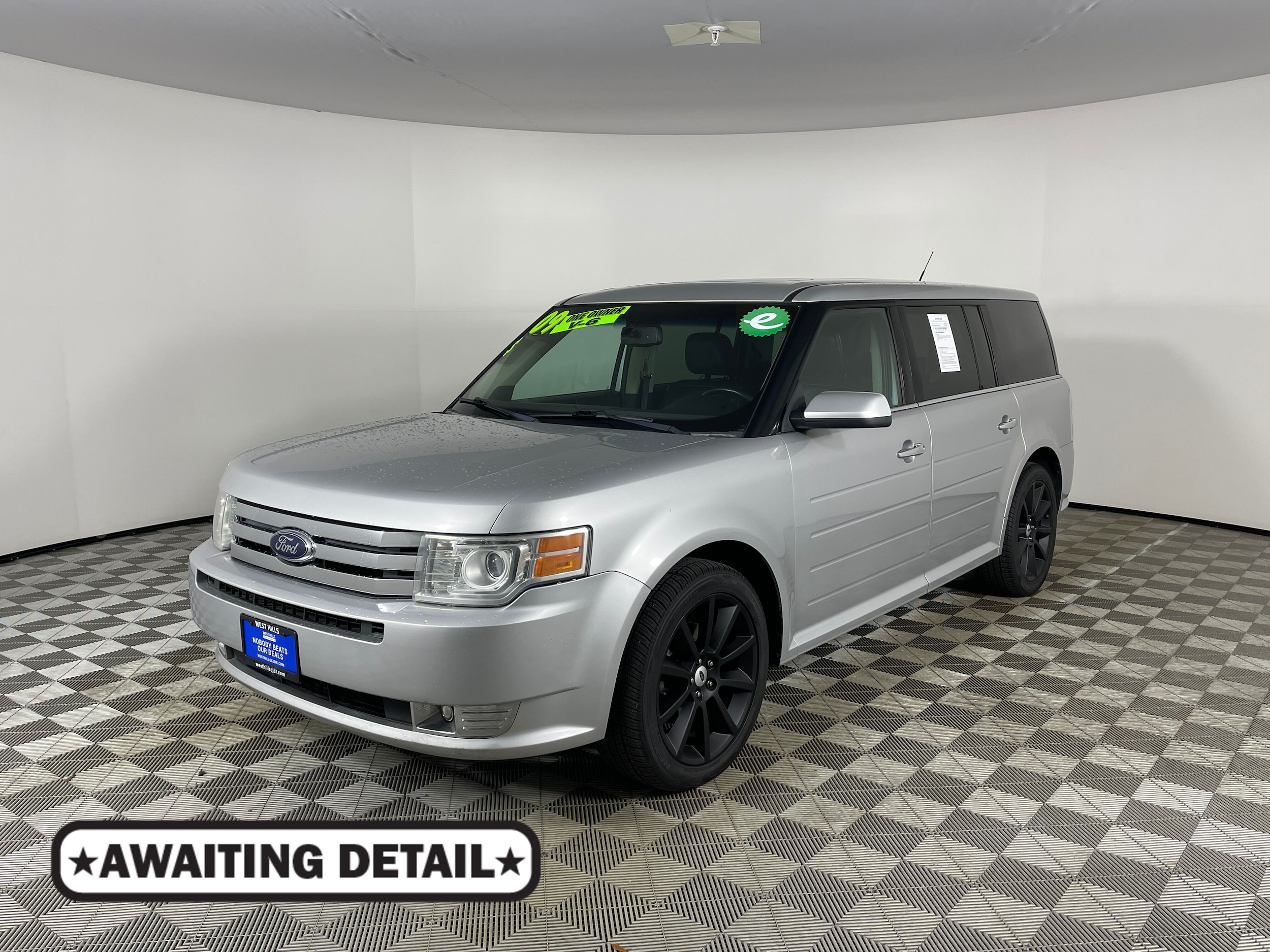 2009 Ford Flex SEL's photo