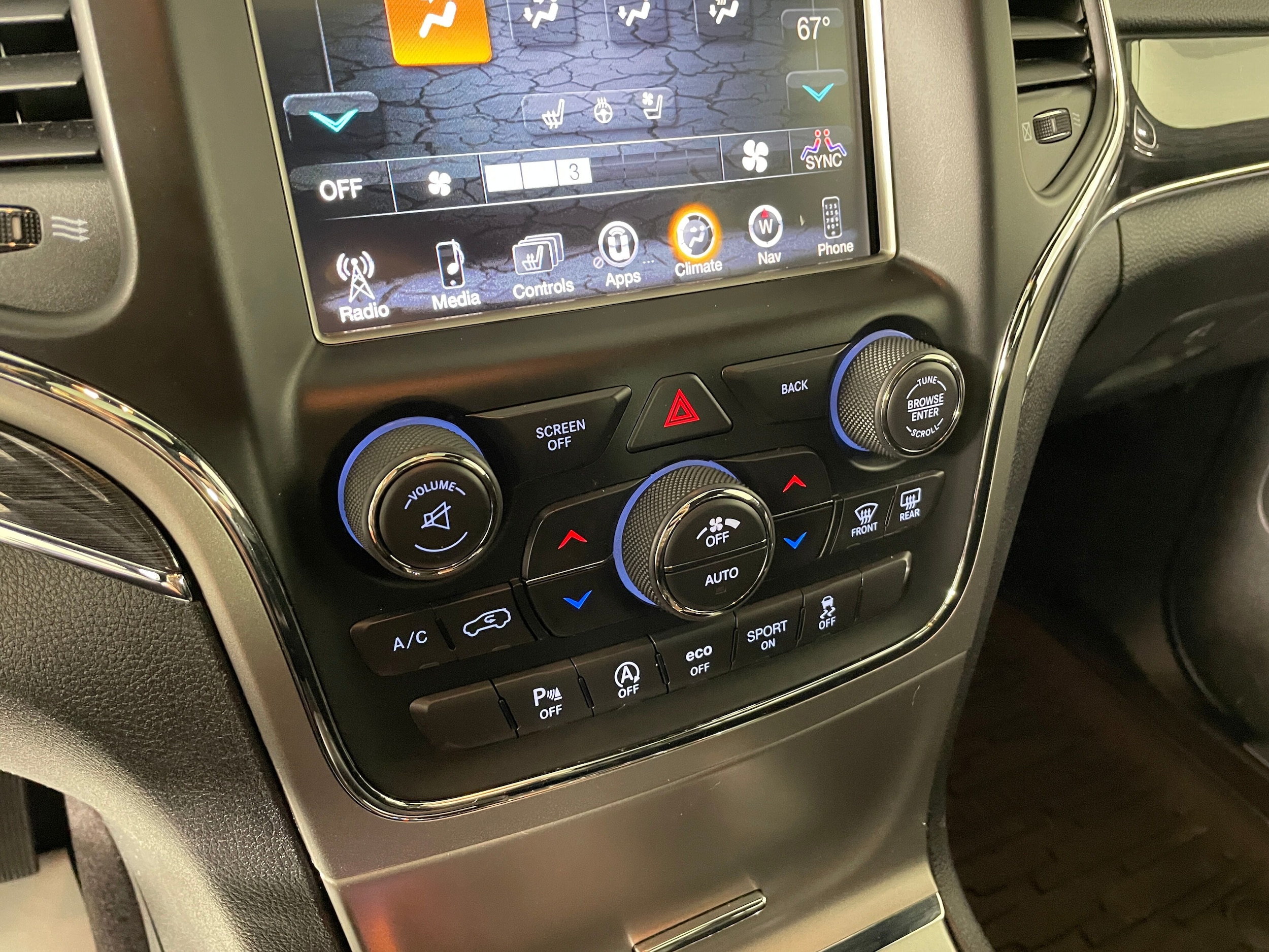 2017 Jeep Grand Cherokee Trailhawk 4x4 photo 3