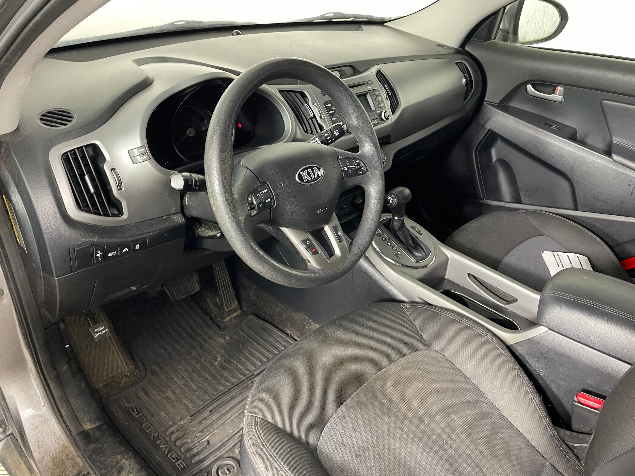 2016 Kia Sportage LX AWD photo 3