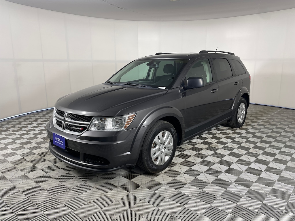 Used 2018 Dodge Journey SE SUV