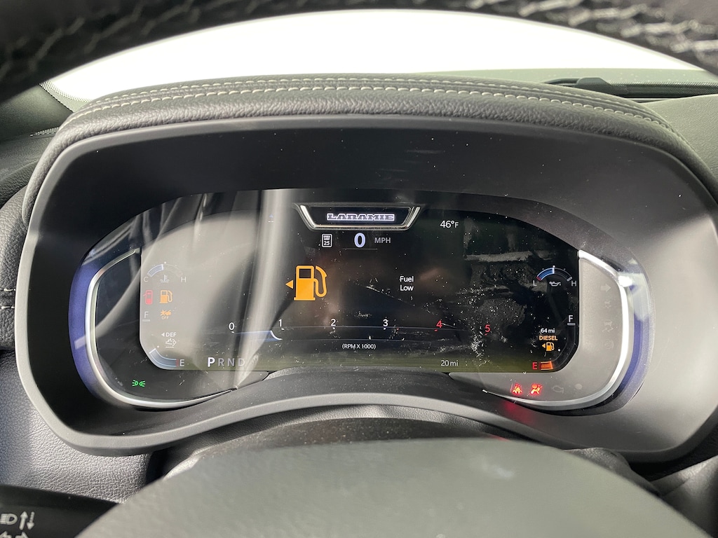 New 2026 Ram 3500 LARAMIE CREW CAB 4X4 6'4 BOX Pickup