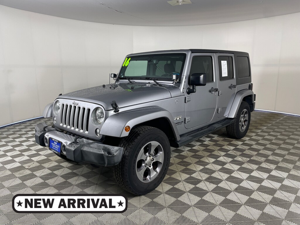 Used 2016 Jeep Wrangler JK Unlimited Sahara 4x4 SUV
