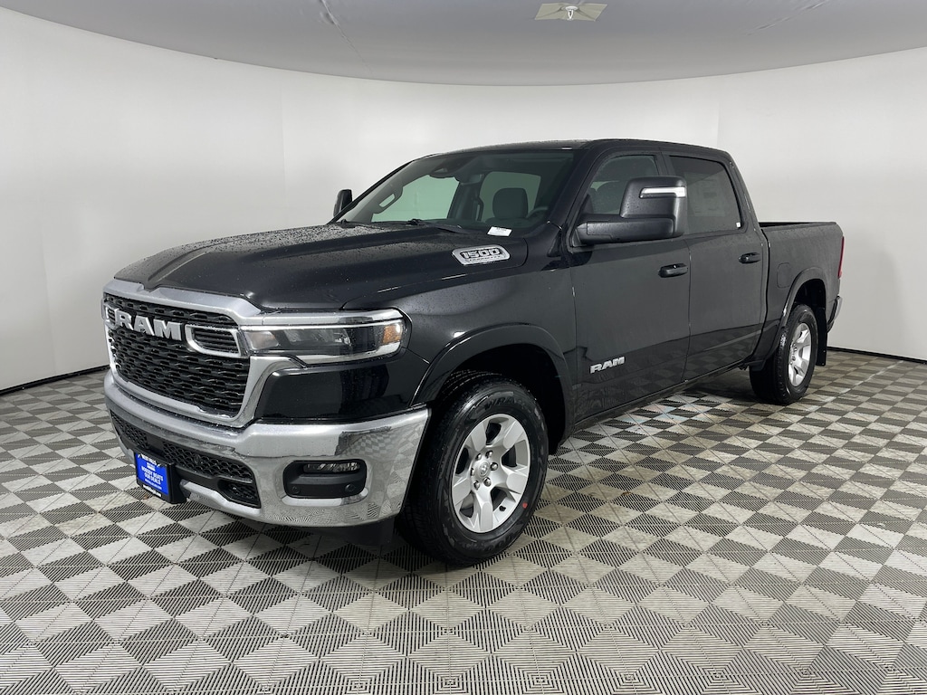 New 2026 Ram 1500 BIG HORN CREW CAB 4X4 5'7 BOX Pickup
