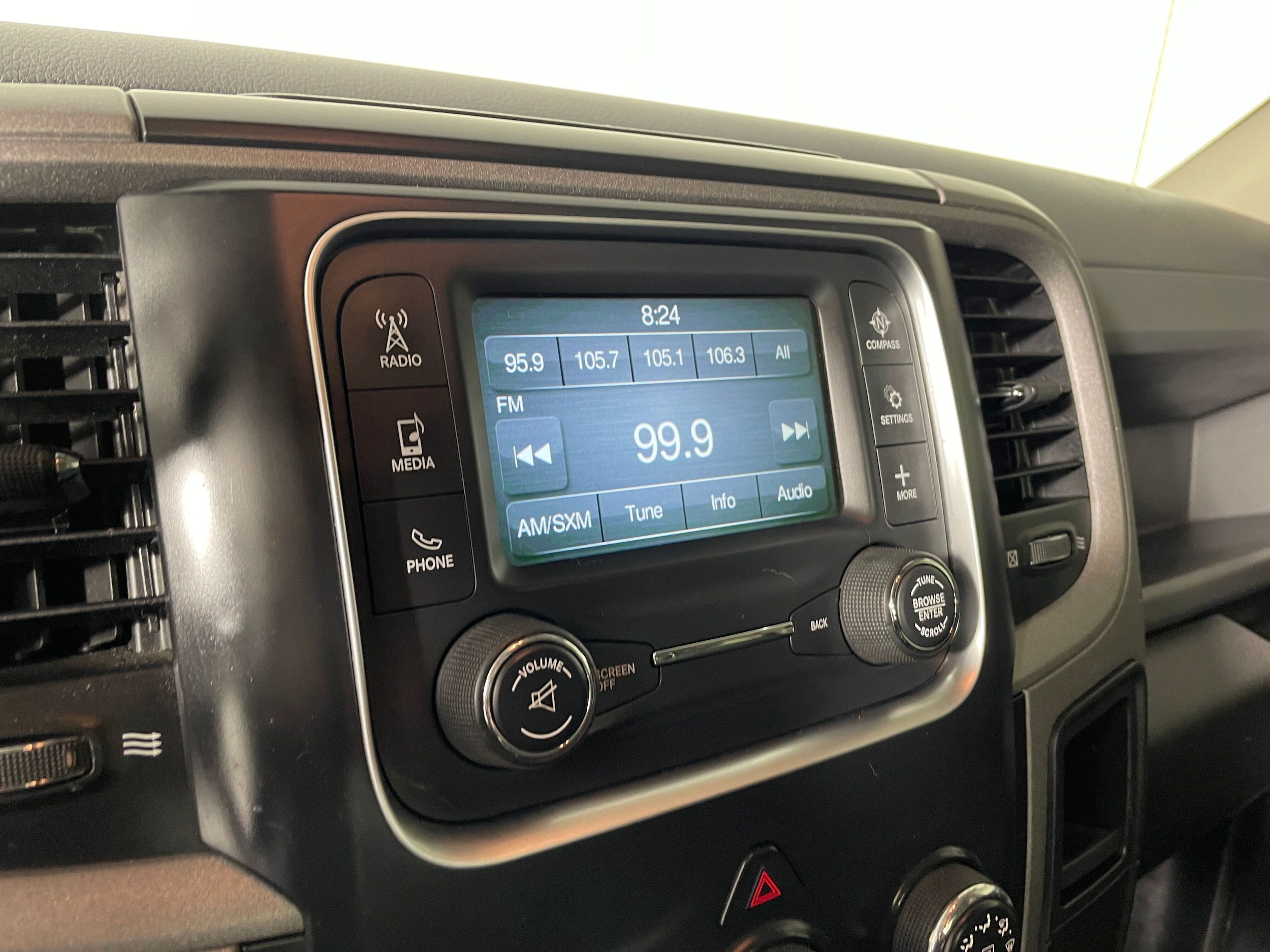 2016 Ram 2500 Tradesman photo 6