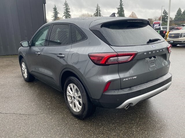 2025 Ford Escape Active photo 2