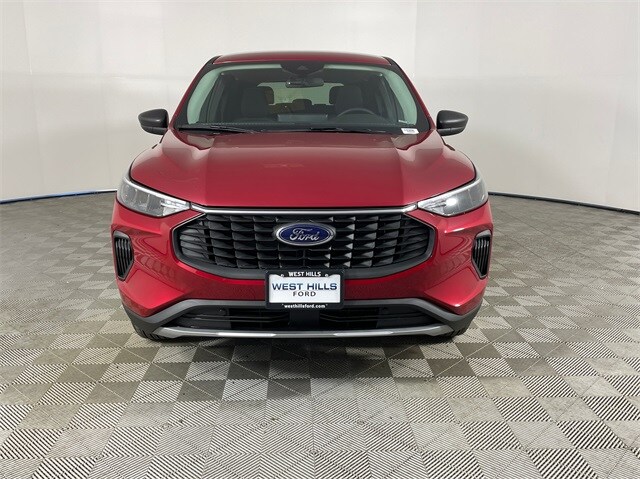 2025 Ford Escape Active photo 2