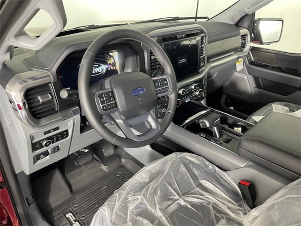 New 2025 Ford F-150 Lariat Truck SuperCrew Cab